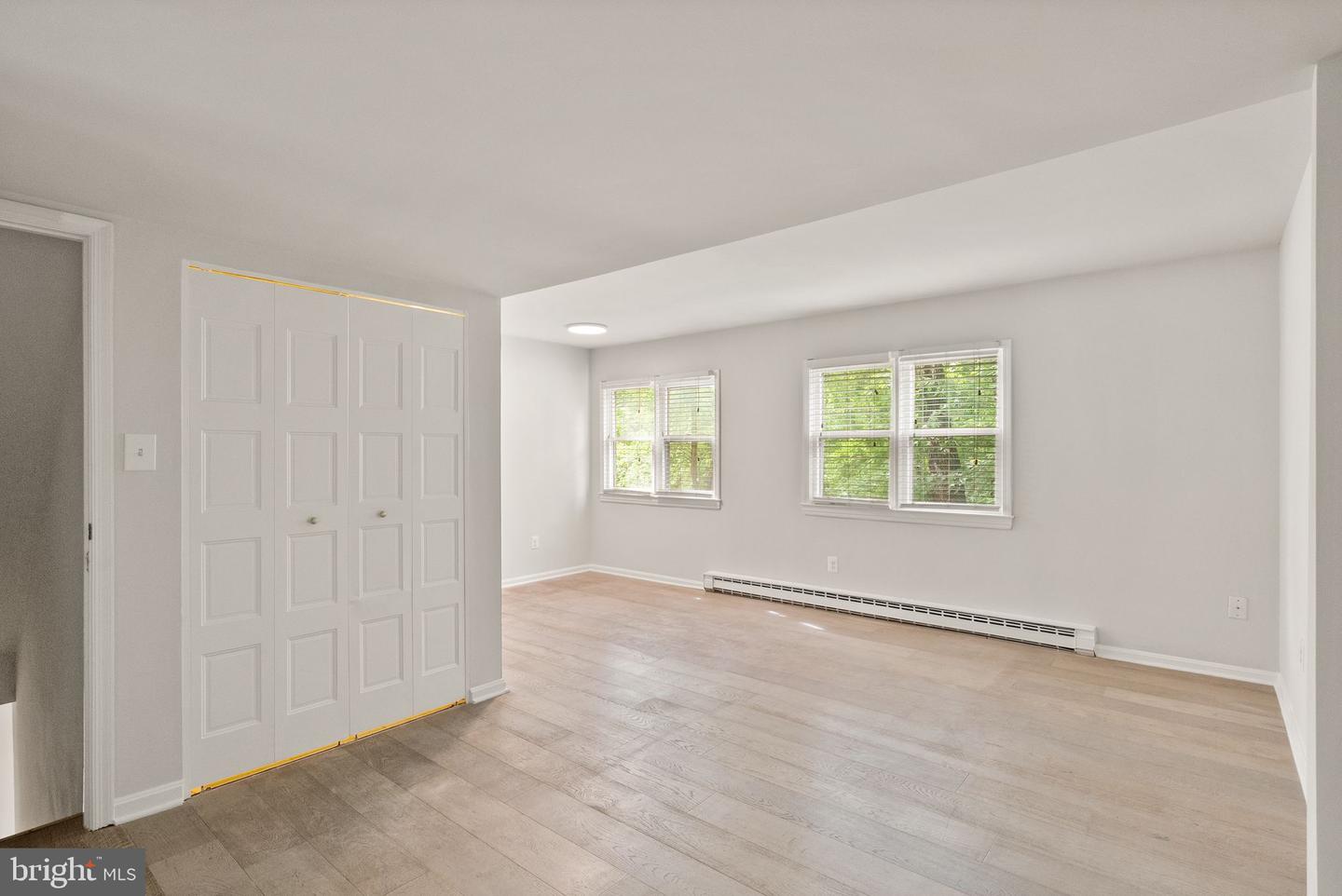 513 TAVENNER CT, STERLING, Virginia 20164, 5 Bedrooms Bedrooms, ,3 BathroomsBathrooms,Residential,For sale,513 TAVENNER CT,VALO2096602 MLS # VALO2096602
