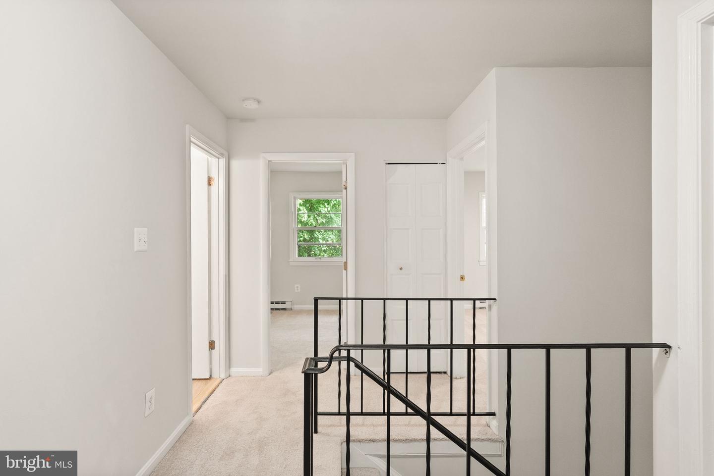 513 TAVENNER CT, STERLING, Virginia 20164, 5 Bedrooms Bedrooms, ,3 BathroomsBathrooms,Residential,For sale,513 TAVENNER CT,VALO2096602 MLS # VALO2096602