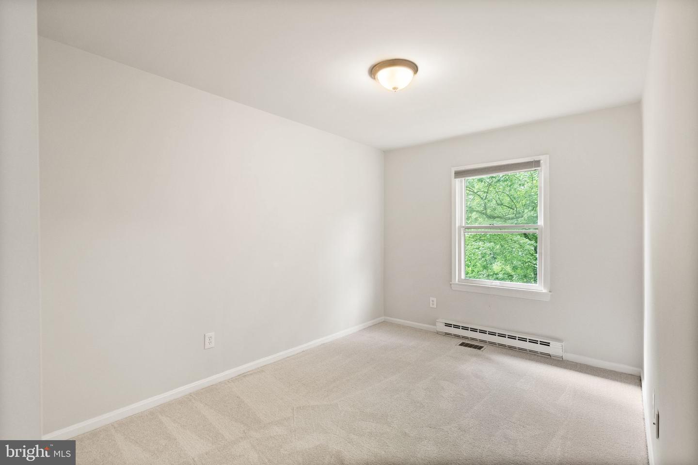 513 TAVENNER CT, STERLING, Virginia 20164, 5 Bedrooms Bedrooms, ,3 BathroomsBathrooms,Residential,For sale,513 TAVENNER CT,VALO2096602 MLS # VALO2096602