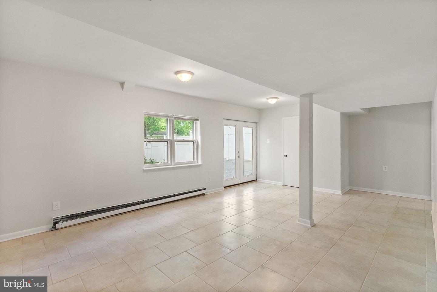 513 TAVENNER CT, STERLING, Virginia 20164, 5 Bedrooms Bedrooms, ,3 BathroomsBathrooms,Residential,For sale,513 TAVENNER CT,VALO2096602 MLS # VALO2096602
