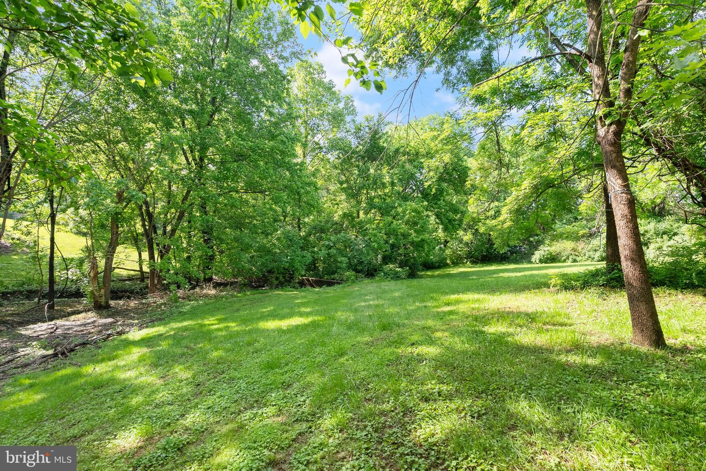 513 TAVENNER CT, STERLING, Virginia 20164, 5 Bedrooms Bedrooms, ,3 BathroomsBathrooms,Residential,For sale,513 TAVENNER CT,VALO2096602 MLS # VALO2096602