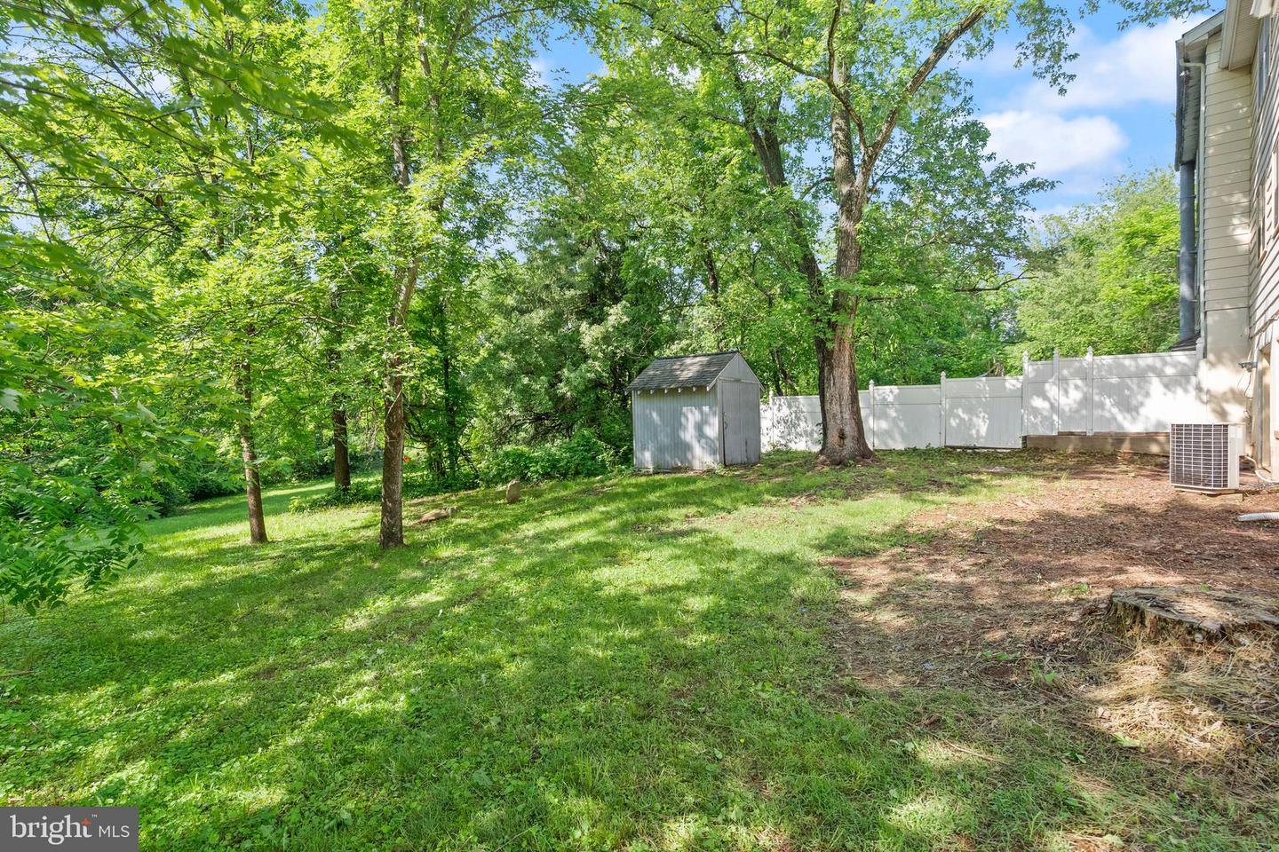 513 TAVENNER CT, STERLING, Virginia 20164, 5 Bedrooms Bedrooms, ,3 BathroomsBathrooms,Residential,For sale,513 TAVENNER CT,VALO2096602 MLS # VALO2096602