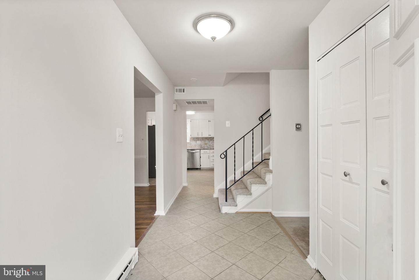 513 TAVENNER CT, STERLING, Virginia 20164, 5 Bedrooms Bedrooms, ,3 BathroomsBathrooms,Residential,For sale,513 TAVENNER CT,VALO2096602 MLS # VALO2096602
