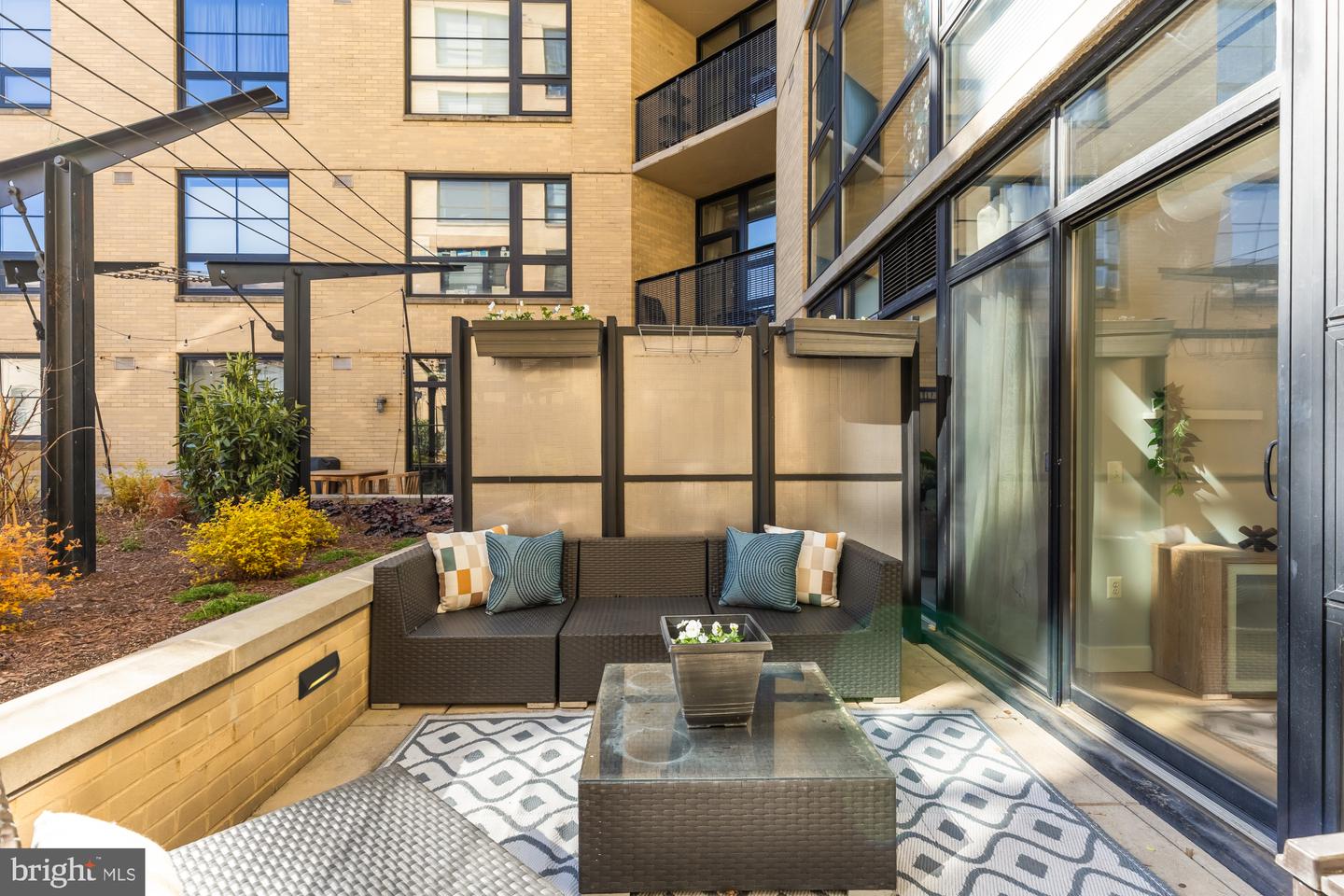 2125 14TH ST NW #224, WASHINGTON, District Of Columbia 20009, 2 Bedrooms Bedrooms, ,2 BathroomsBathrooms,Residential,For sale,2125 14TH ST NW #224,DCDC2200962 MLS # DCDC2200962