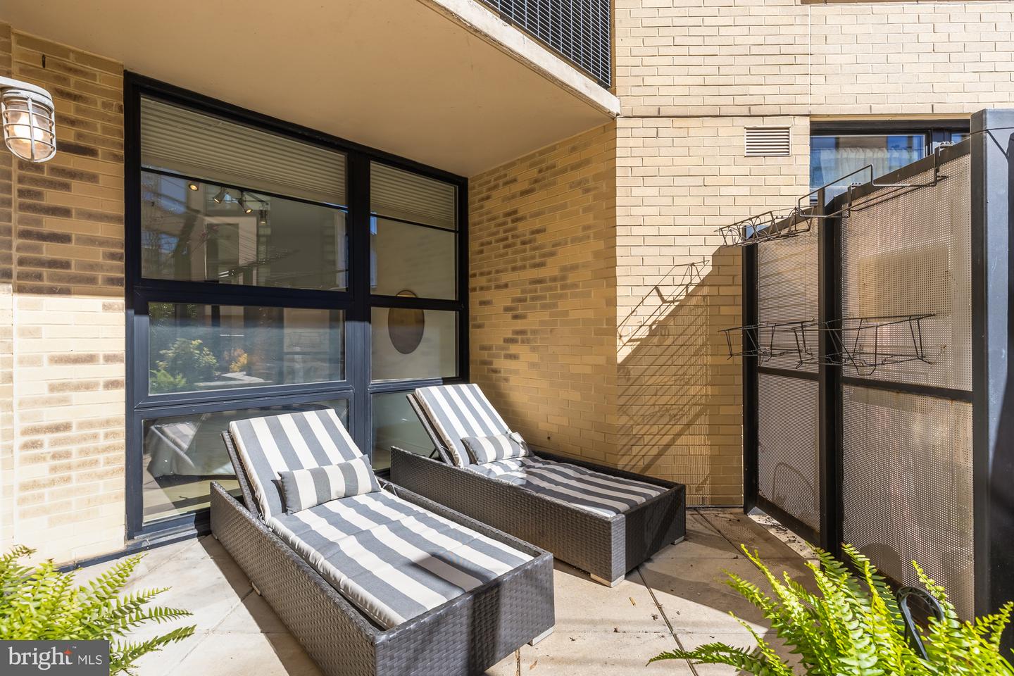 2125 14TH ST NW #224, WASHINGTON, District Of Columbia 20009, 2 Bedrooms Bedrooms, ,2 BathroomsBathrooms,Residential,For sale,2125 14TH ST NW #224,DCDC2200962 MLS # DCDC2200962