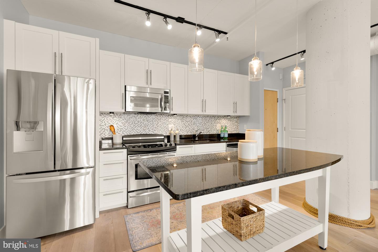 2125 14TH ST NW #224, WASHINGTON, District Of Columbia 20009, 2 Bedrooms Bedrooms, ,2 BathroomsBathrooms,Residential,For sale,2125 14TH ST NW #224,DCDC2200962 MLS # DCDC2200962