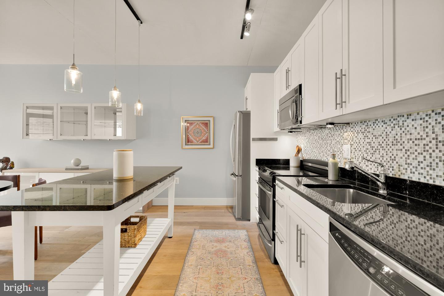 2125 14TH ST NW #224, WASHINGTON, District Of Columbia 20009, 2 Bedrooms Bedrooms, ,2 BathroomsBathrooms,Residential,For sale,2125 14TH ST NW #224,DCDC2200962 MLS # DCDC2200962
