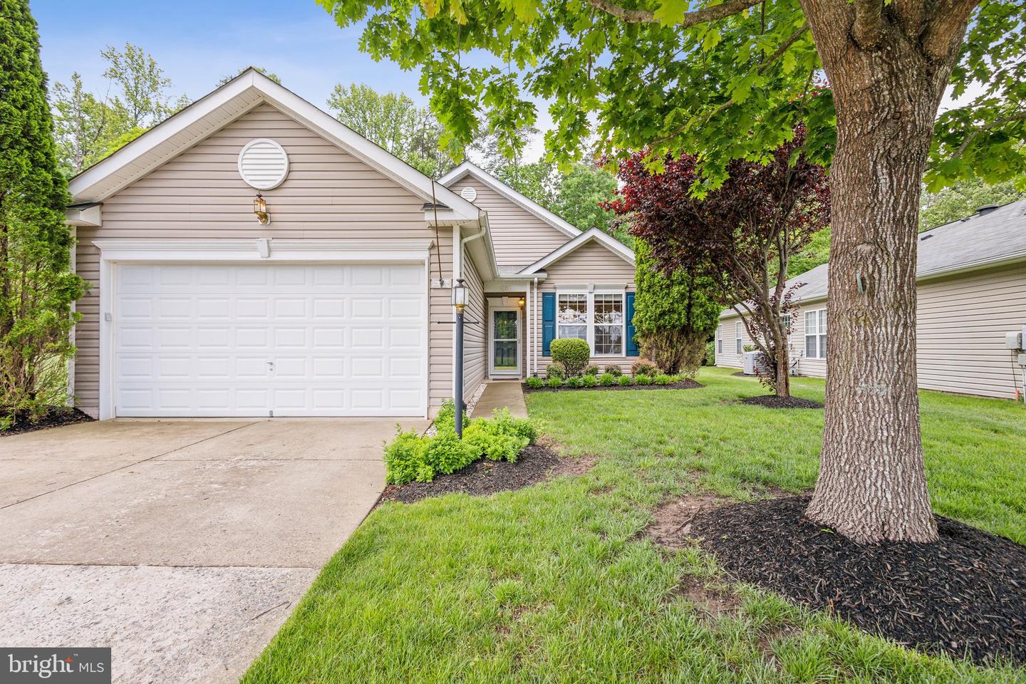 16100 DANCING LEAF PL, DUMFRIES, Virginia 22025, 3 Bedrooms Bedrooms, ,2 BathroomsBathrooms,Residential,For sale,16100 DANCING LEAF PL,VAPW2094776 MLS # VAPW2094776