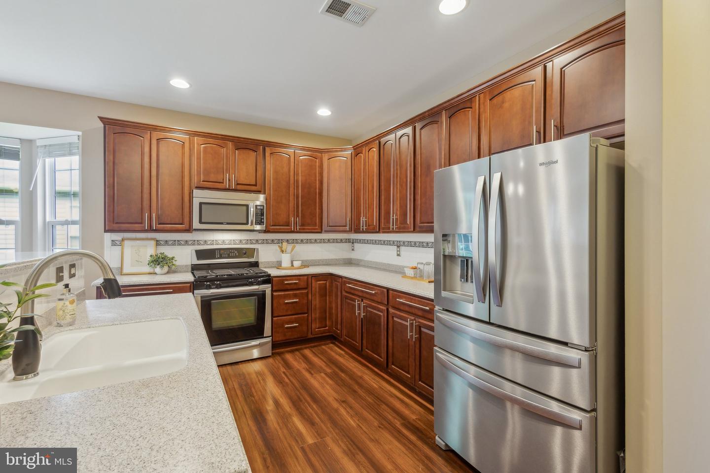16100 DANCING LEAF PL, DUMFRIES, Virginia 22025, 3 Bedrooms Bedrooms, ,2 BathroomsBathrooms,Residential,For sale,16100 DANCING LEAF PL,VAPW2094776 MLS # VAPW2094776