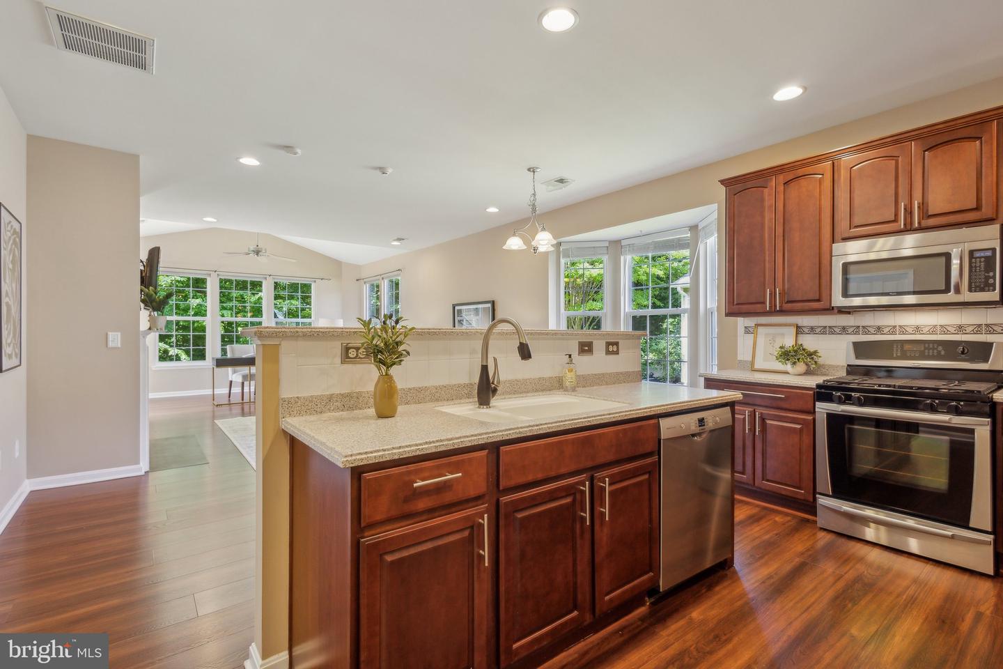 16100 DANCING LEAF PL, DUMFRIES, Virginia 22025, 3 Bedrooms Bedrooms, ,2 BathroomsBathrooms,Residential,For sale,16100 DANCING LEAF PL,VAPW2094776 MLS # VAPW2094776