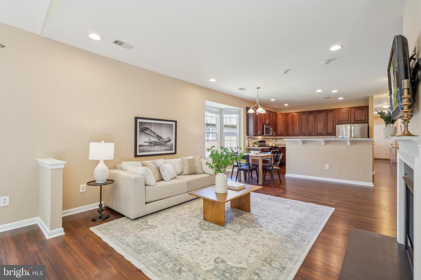 16100 DANCING LEAF PL, DUMFRIES, Virginia 22025, 3 Bedrooms Bedrooms, ,2 BathroomsBathrooms,Residential,For sale,16100 DANCING LEAF PL,VAPW2094776 MLS # VAPW2094776