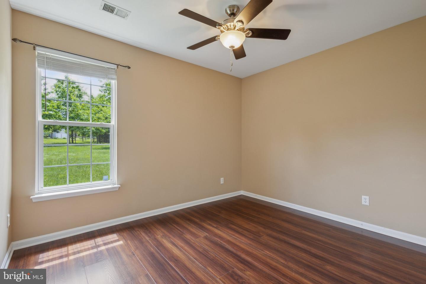 16100 DANCING LEAF PL, DUMFRIES, Virginia 22025, 3 Bedrooms Bedrooms, ,2 BathroomsBathrooms,Residential,For sale,16100 DANCING LEAF PL,VAPW2094776 MLS # VAPW2094776