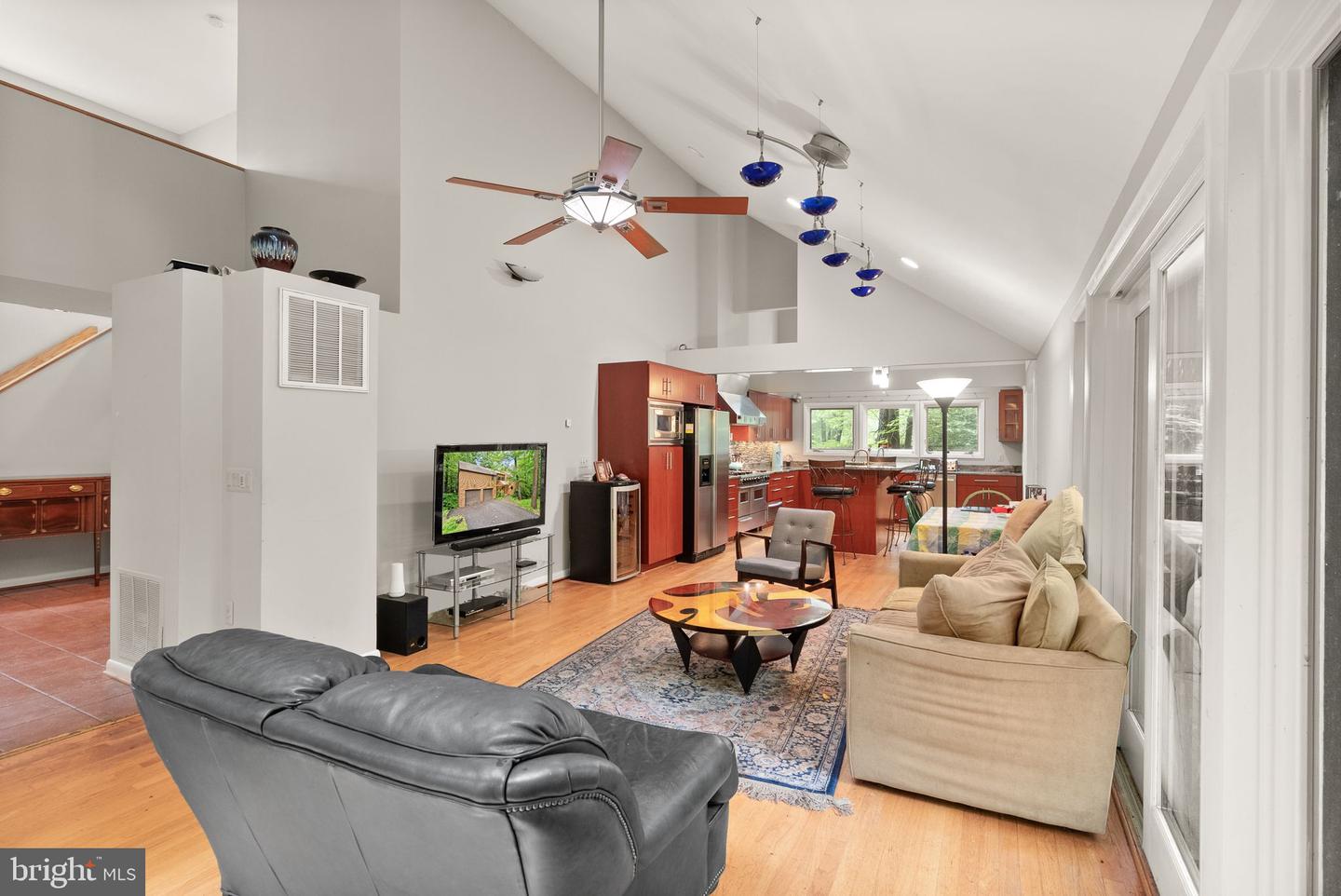 11598 NEWPORT COVE LN, RESTON, Virginia 20194, 4 Bedrooms Bedrooms, ,3 BathroomsBathrooms,Residential,For sale,11598 NEWPORT COVE LN,VAFX2241120 MLS # VAFX2241120