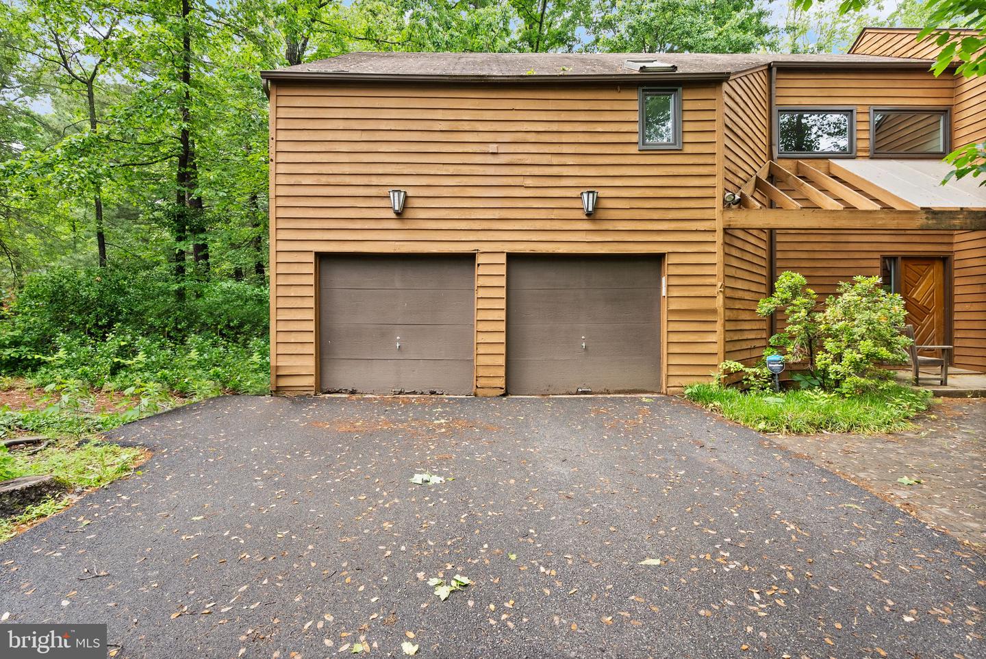 11598 NEWPORT COVE LN, RESTON, Virginia 20194, 4 Bedrooms Bedrooms, ,3 BathroomsBathrooms,Residential,For sale,11598 NEWPORT COVE LN,VAFX2241120 MLS # VAFX2241120