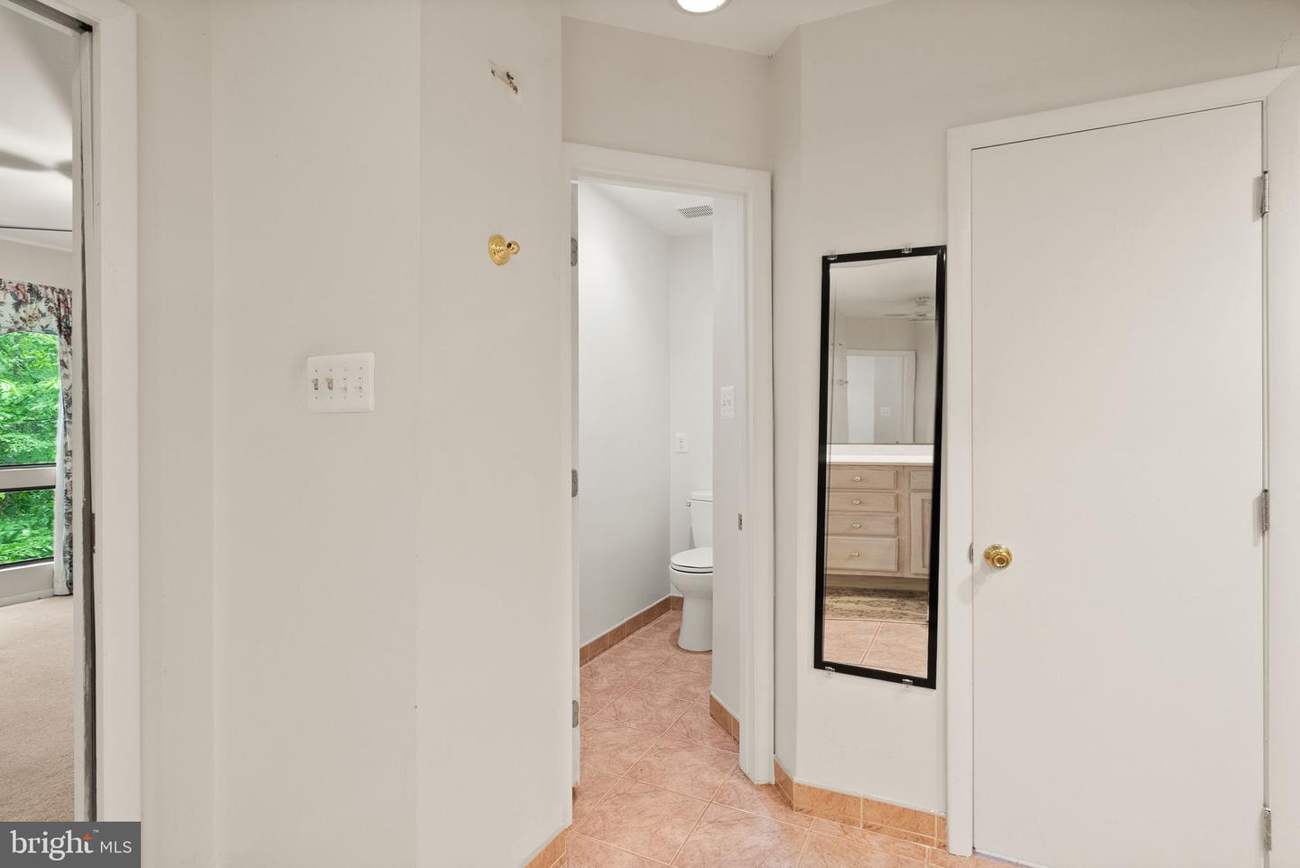11598 NEWPORT COVE LN, RESTON, Virginia 20194, 4 Bedrooms Bedrooms, ,3 BathroomsBathrooms,Residential,For sale,11598 NEWPORT COVE LN,VAFX2241120 MLS # VAFX2241120