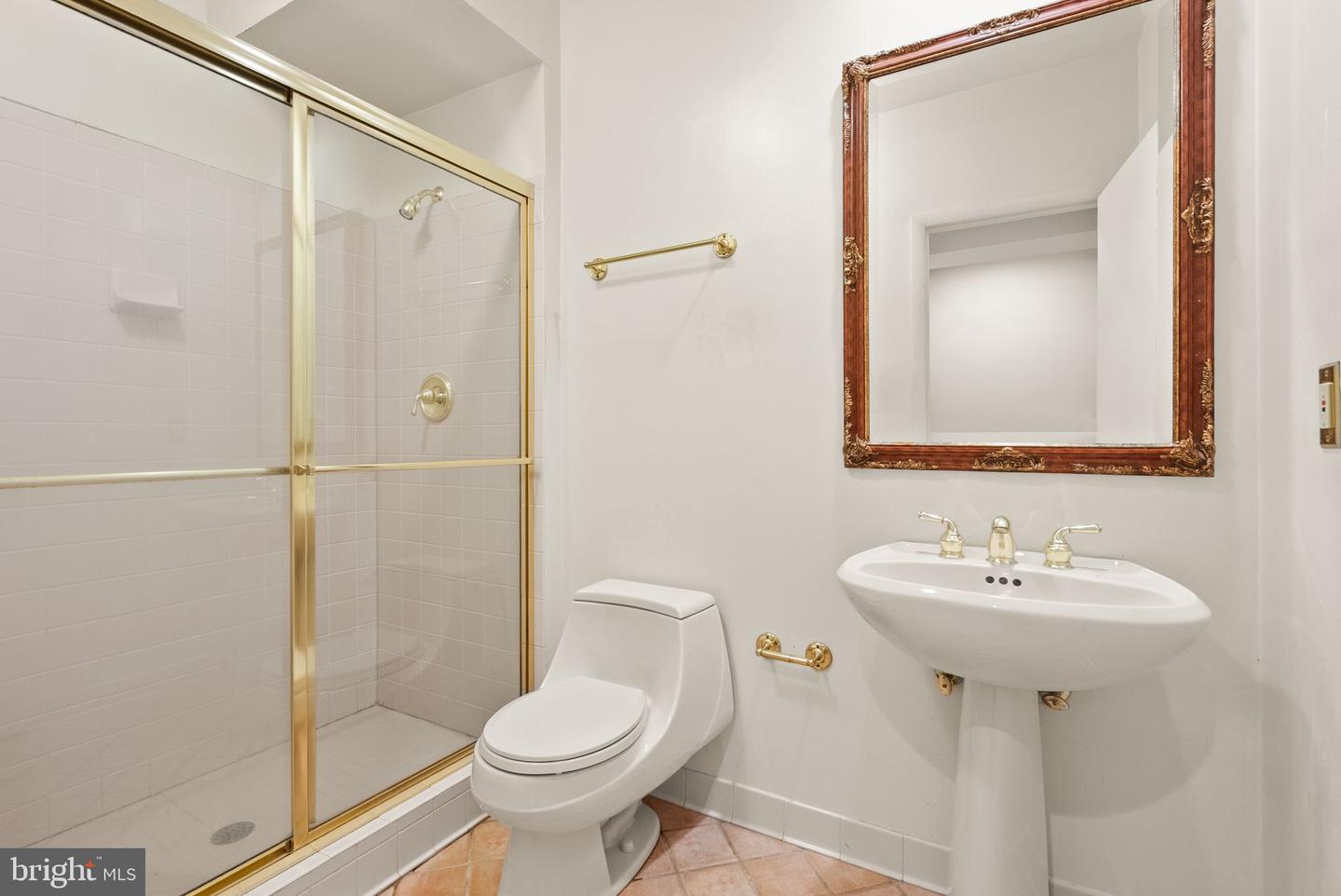 11598 NEWPORT COVE LN, RESTON, Virginia 20194, 4 Bedrooms Bedrooms, ,3 BathroomsBathrooms,Residential,For sale,11598 NEWPORT COVE LN,VAFX2241120 MLS # VAFX2241120