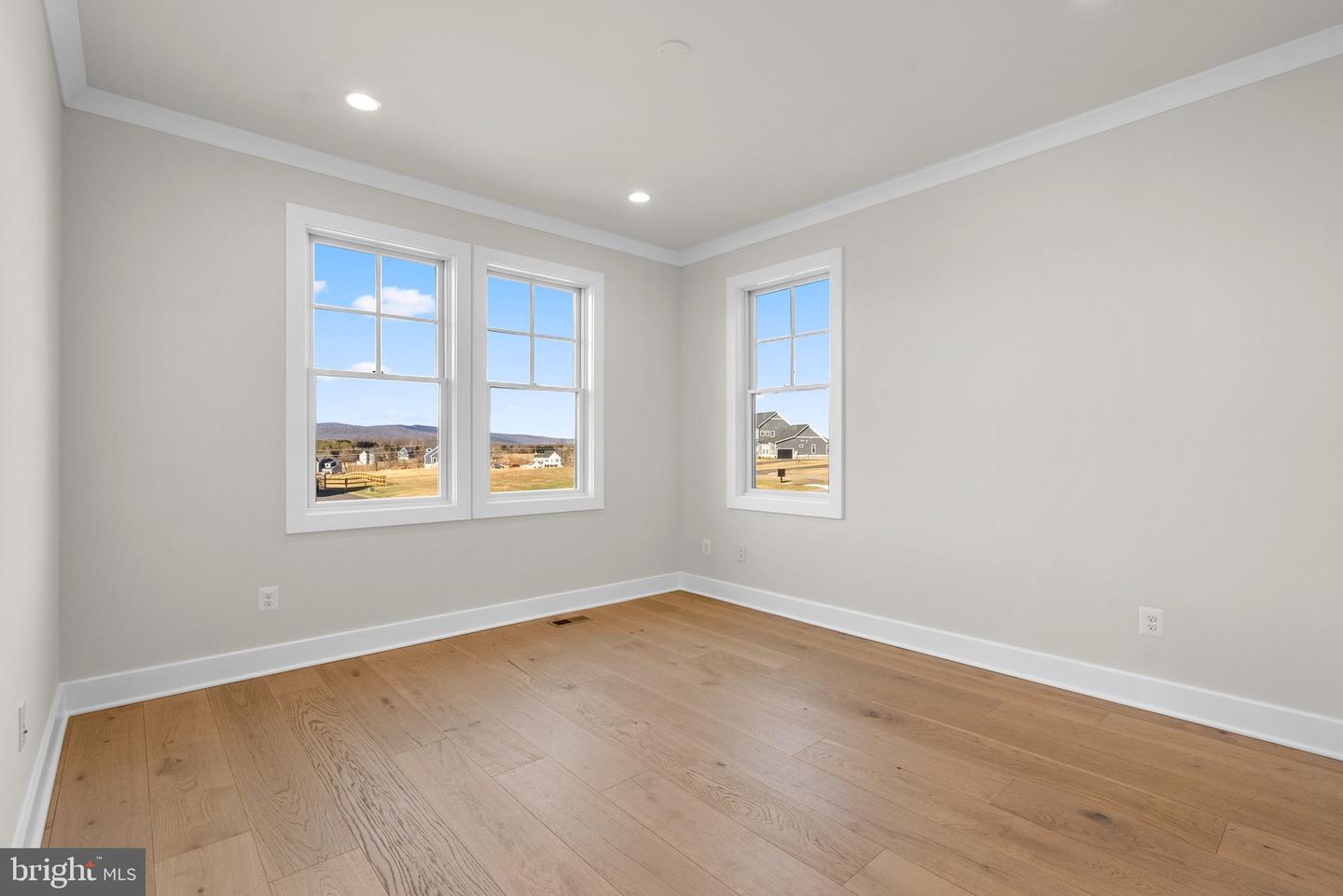 14914 MOGUL CT, PURCELLVILLE, Virginia 20132, 6 Bedrooms Bedrooms, ,6 BathroomsBathrooms,Residential,For sale,14914 MOGUL CT,VALO2096646 MLS # VALO2096646