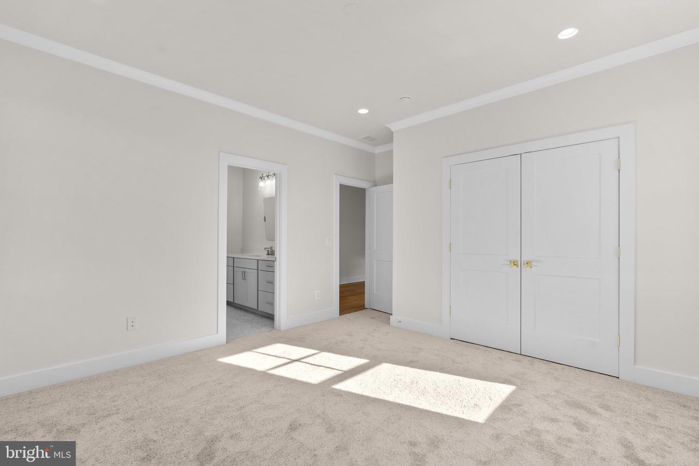 14914 MOGUL CT, PURCELLVILLE, Virginia 20132, 6 Bedrooms Bedrooms, ,6 BathroomsBathrooms,Residential,For sale,14914 MOGUL CT,VALO2096646 MLS # VALO2096646
