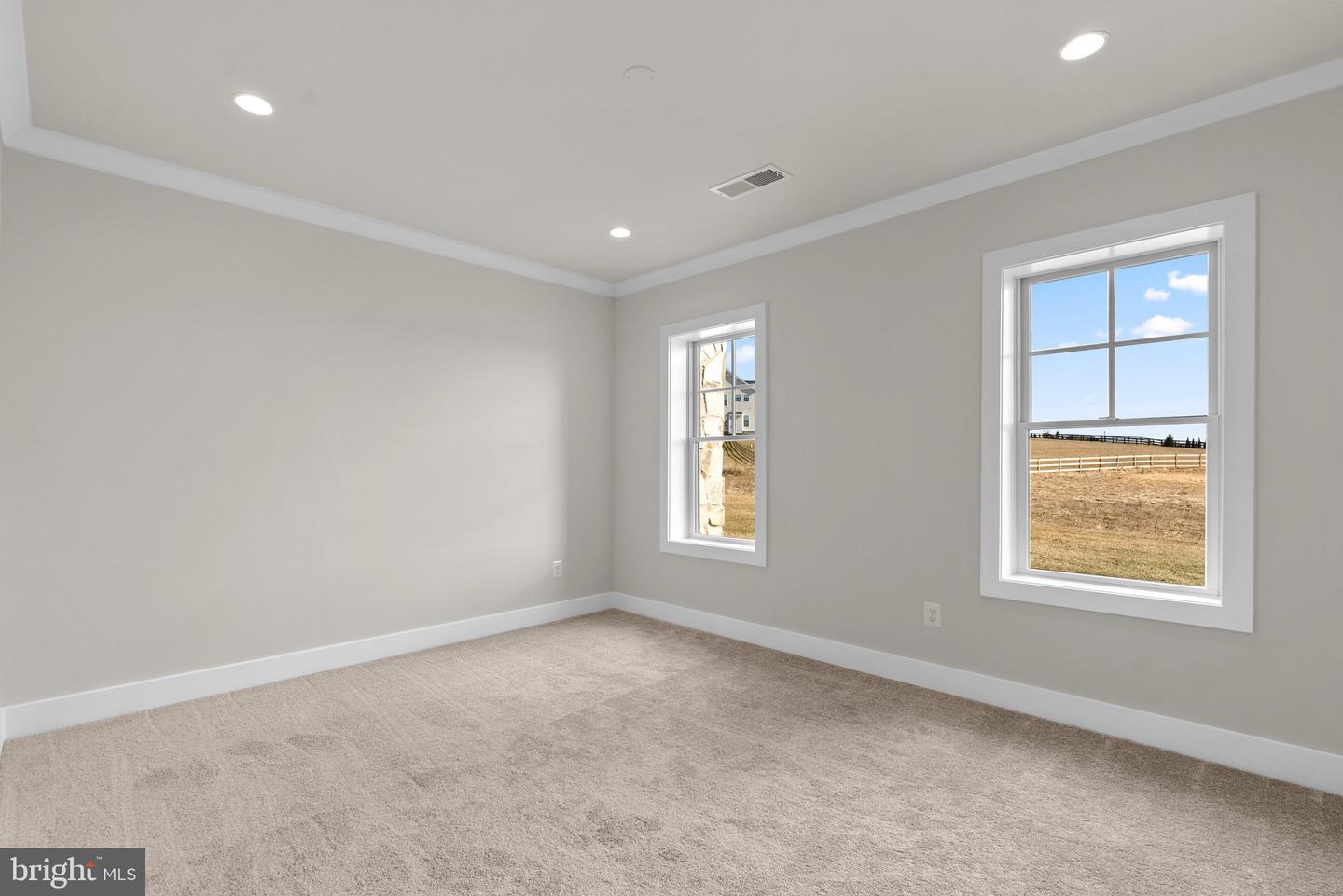 14914 MOGUL CT, PURCELLVILLE, Virginia 20132, 6 Bedrooms Bedrooms, ,6 BathroomsBathrooms,Residential,For sale,14914 MOGUL CT,VALO2096646 MLS # VALO2096646