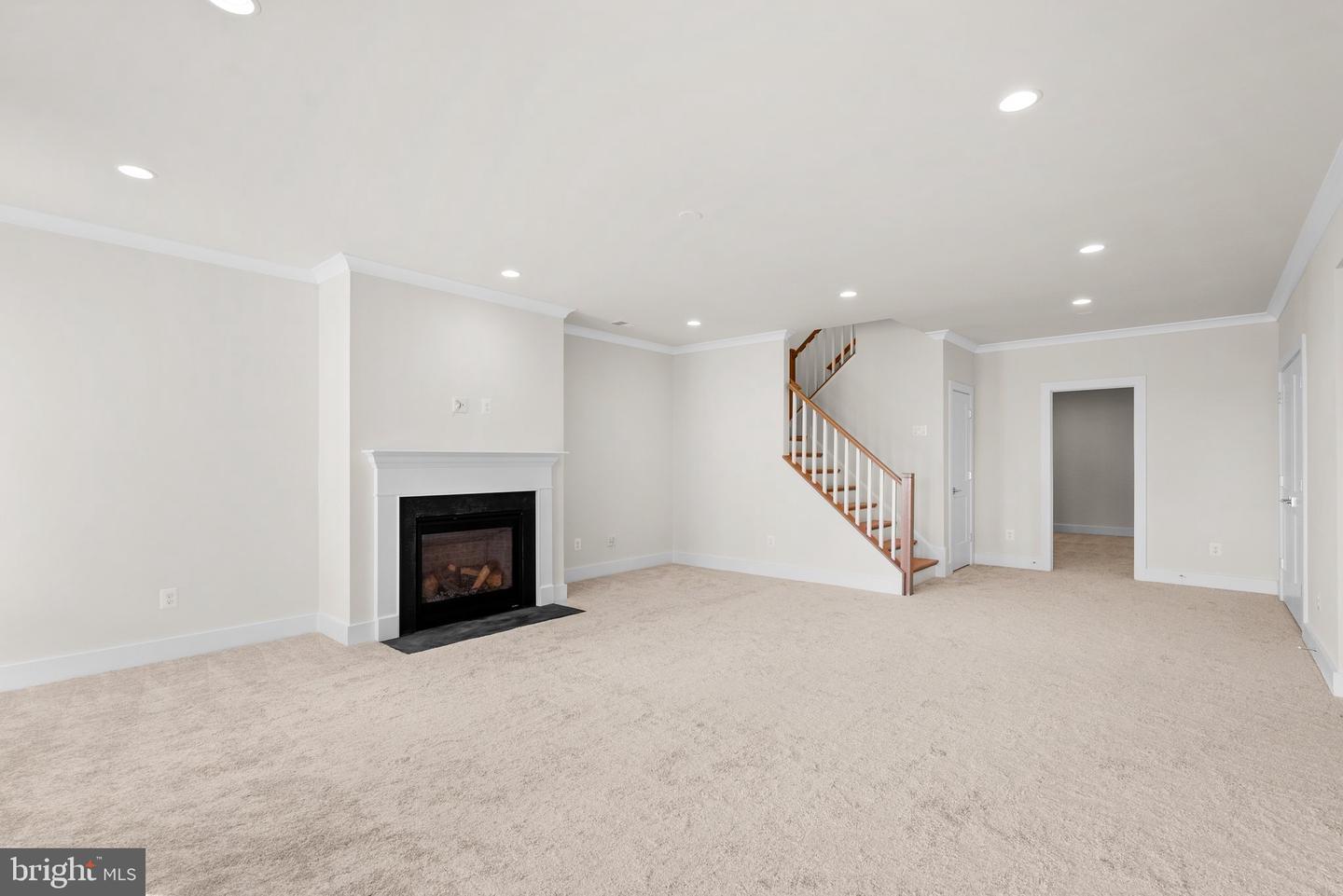 14914 MOGUL CT, PURCELLVILLE, Virginia 20132, 6 Bedrooms Bedrooms, ,6 BathroomsBathrooms,Residential,For sale,14914 MOGUL CT,VALO2096646 MLS # VALO2096646