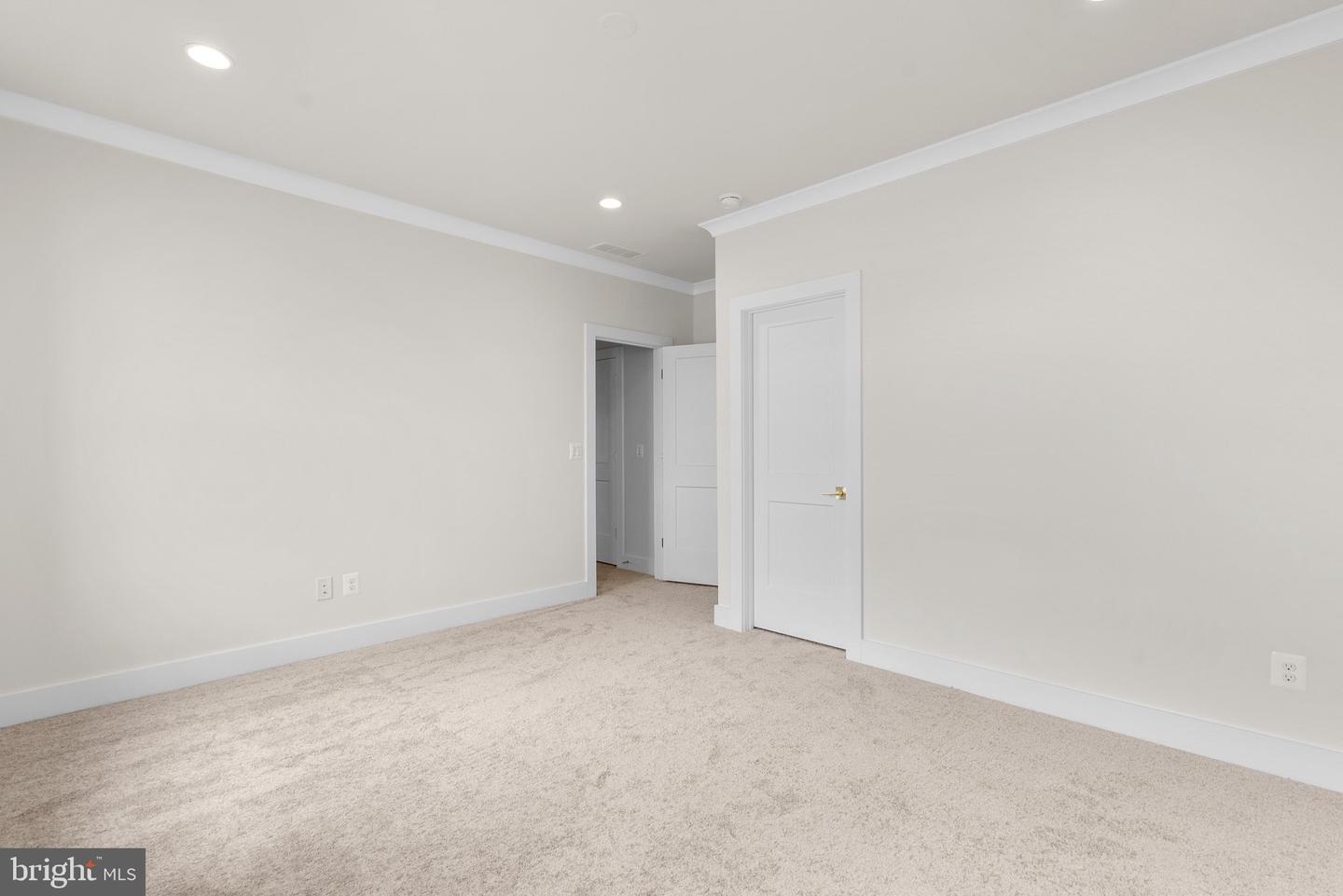 14914 MOGUL CT, PURCELLVILLE, Virginia 20132, 6 Bedrooms Bedrooms, ,6 BathroomsBathrooms,Residential,For sale,14914 MOGUL CT,VALO2096646 MLS # VALO2096646