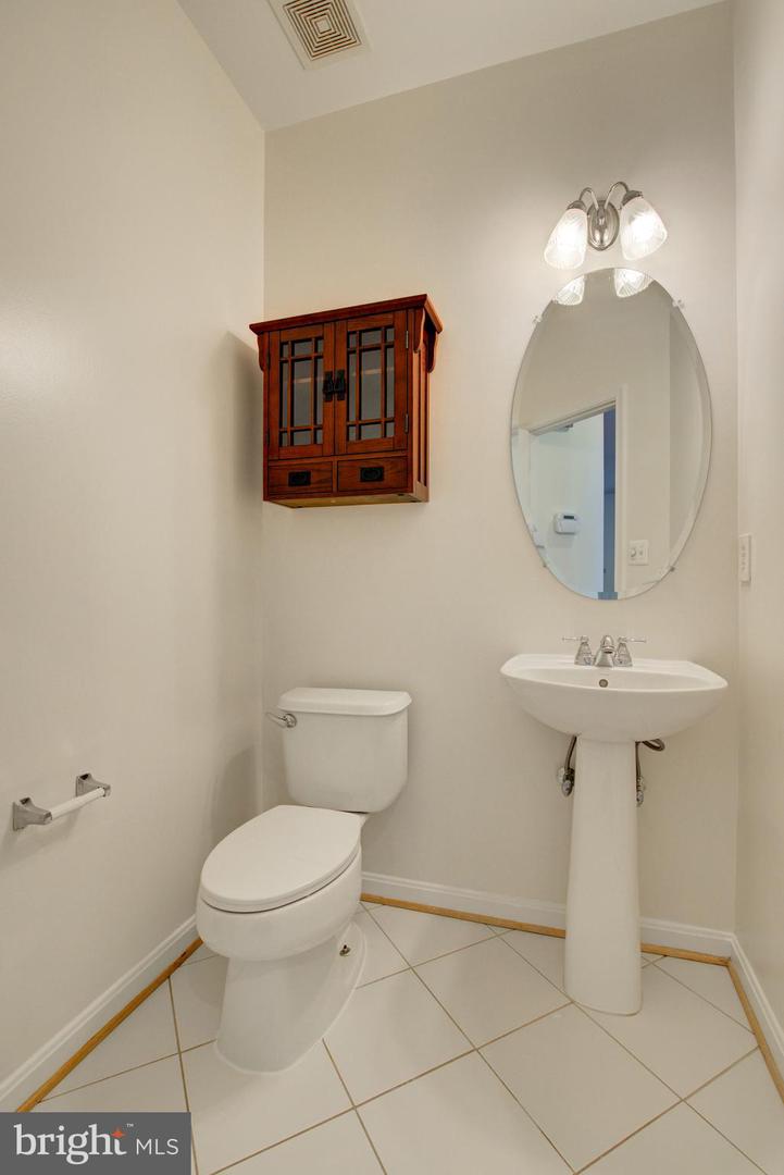 3388 BEECHCLIFF DR, ALEXANDRIA, Virginia 22306, 3 Bedrooms Bedrooms, ,2 BathroomsBathrooms,Residential,For sale,3388 BEECHCLIFF DR,VAFX2241122 MLS # VAFX2241122