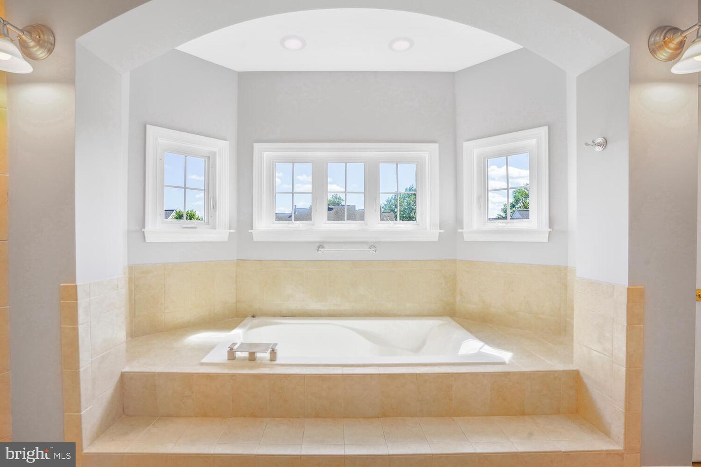22838 ARBOR VIEW DR, BRAMBLETON, Virginia 20148, 6 Bedrooms Bedrooms, ,4 BathroomsBathrooms,Residential,For sale,22838 ARBOR VIEW DR,VALO2096610 MLS # VALO2096610