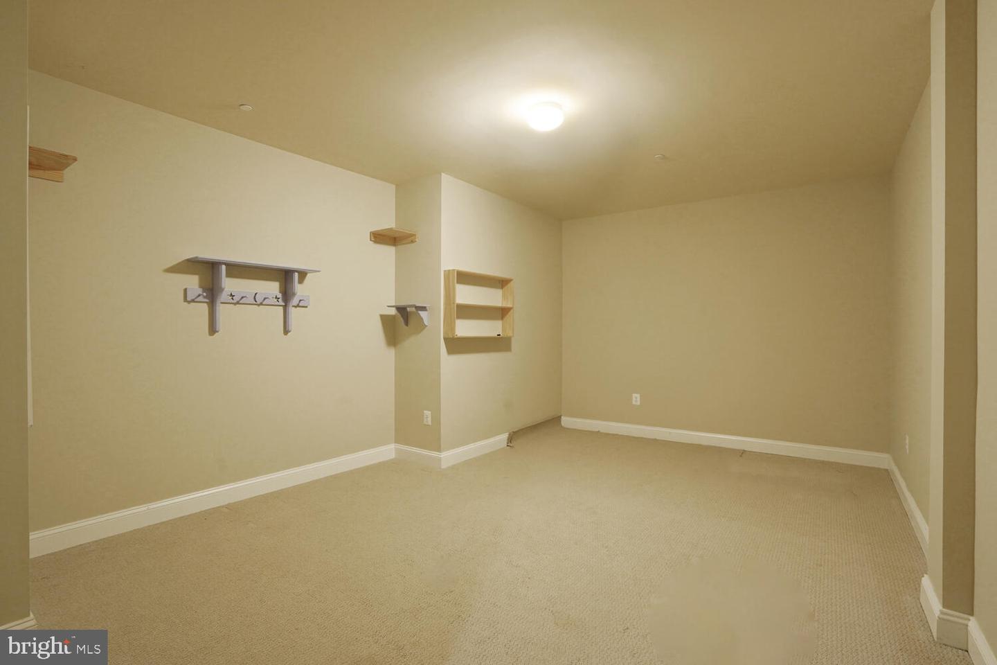 22838 ARBOR VIEW DR, BRAMBLETON, Virginia 20148, 6 Bedrooms Bedrooms, ,4 BathroomsBathrooms,Residential,For sale,22838 ARBOR VIEW DR,VALO2096610 MLS # VALO2096610