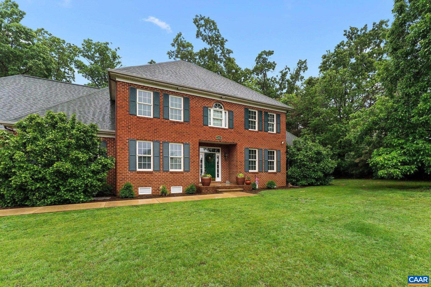 201 PELHAM KNOLLS DR, WAYNESBORO, Virginia 22980, 5 Bedrooms Bedrooms, ,2 BathroomsBathrooms,Residential,For sale,201 PELHAM KNOLLS DR,664596 MLS # 664596