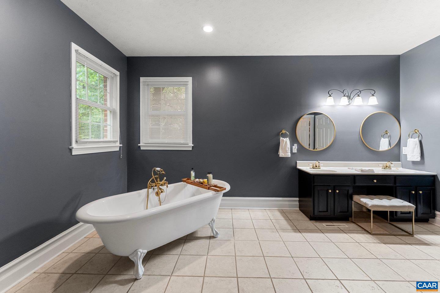 201 PELHAM KNOLLS DR, WAYNESBORO, Virginia 22980, 5 Bedrooms Bedrooms, ,2 BathroomsBathrooms,Residential,For sale,201 PELHAM KNOLLS DR,664596 MLS # 664596