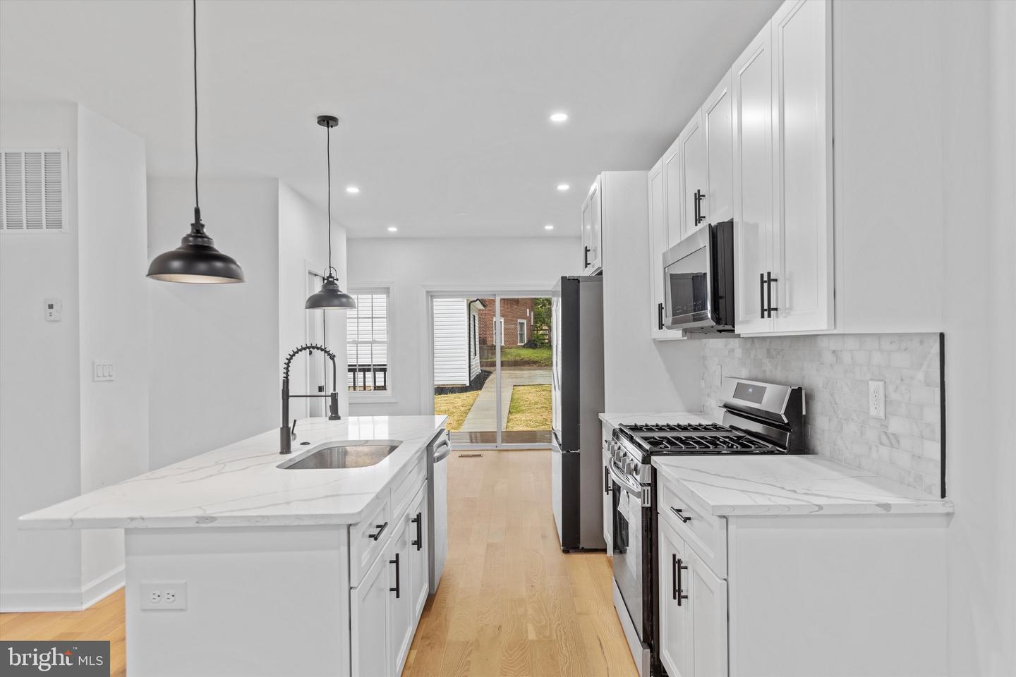 4320 BURNS ST SE, WASHINGTON, District Of Columbia 20019, 4 Bedrooms Bedrooms, ,3 BathroomsBathrooms,Residential,For sale,4320 BURNS ST SE,DCDC2200872 MLS # DCDC2200872