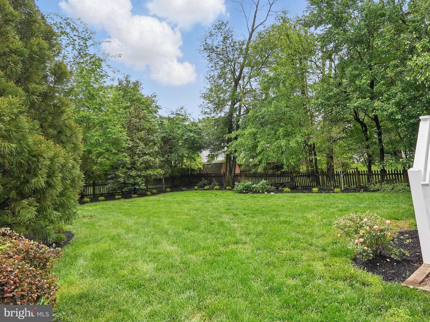 204 ELM ST SW, VIENNA, Virginia 22180, 4 Bedrooms Bedrooms, ,3 BathroomsBathrooms,Residential,For sale,204 ELM ST SW,VAFX2241148 MLS # VAFX2241148