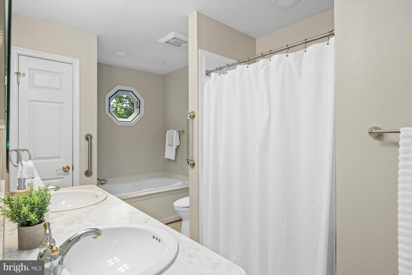21040 FORTUNE DR, MILFORD, Virginia 22514, 4 Bedrooms Bedrooms, ,3 BathroomsBathrooms,Residential,For sale,21040 FORTUNE DR,VACV2008144 MLS # VACV2008144