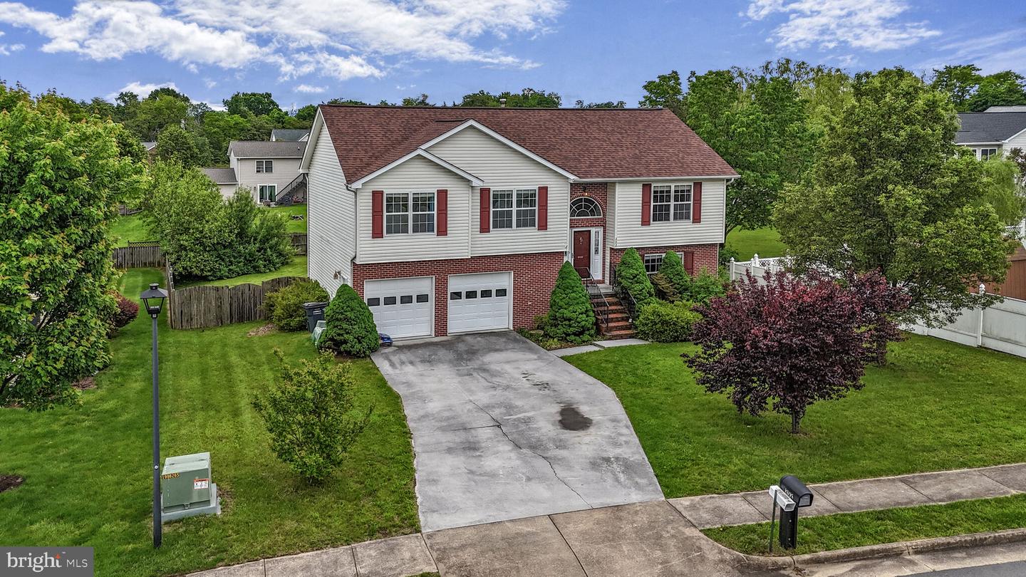 202 GOLDENROD RD, WINCHESTER, Virginia 22602, 4 Bedrooms Bedrooms, ,3 BathroomsBathrooms,Residential,For sale,202 GOLDENROD RD,VAFV2034198 MLS # VAFV2034198