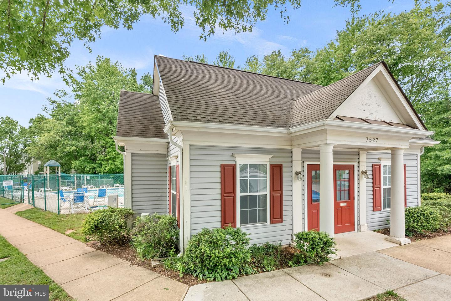 7515-M SNOWPEA CT #168, ALEXANDRIA, Virginia 22306, 2 Bedrooms Bedrooms, ,2 BathroomsBathrooms,Residential,For sale,7515-M SNOWPEA CT #168,VAFX2241188 MLS # VAFX2241188