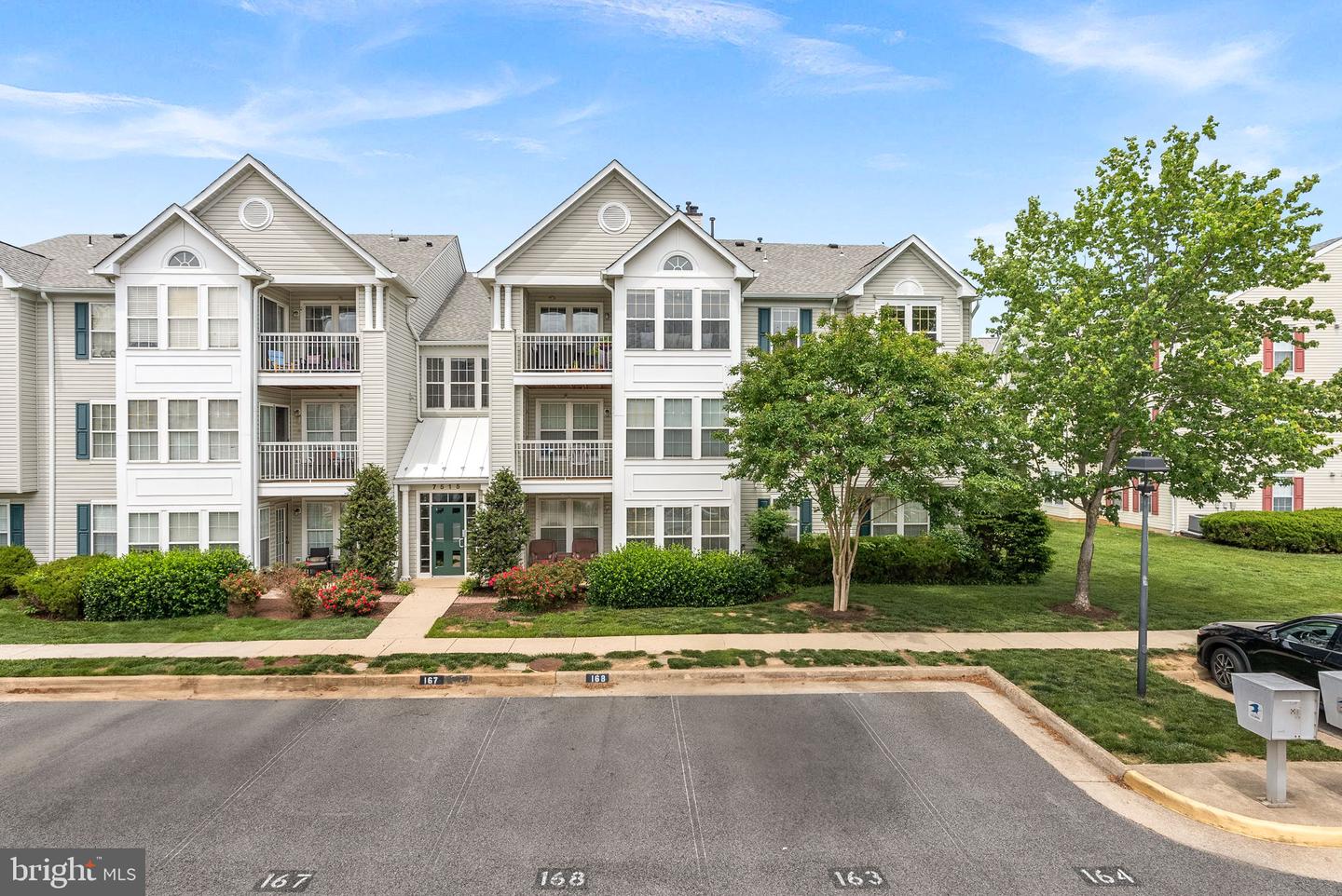 7515-M SNOWPEA CT #168, ALEXANDRIA, Virginia 22306, 2 Bedrooms Bedrooms, ,2 BathroomsBathrooms,Residential,For sale,7515-M SNOWPEA CT #168,VAFX2241188 MLS # VAFX2241188