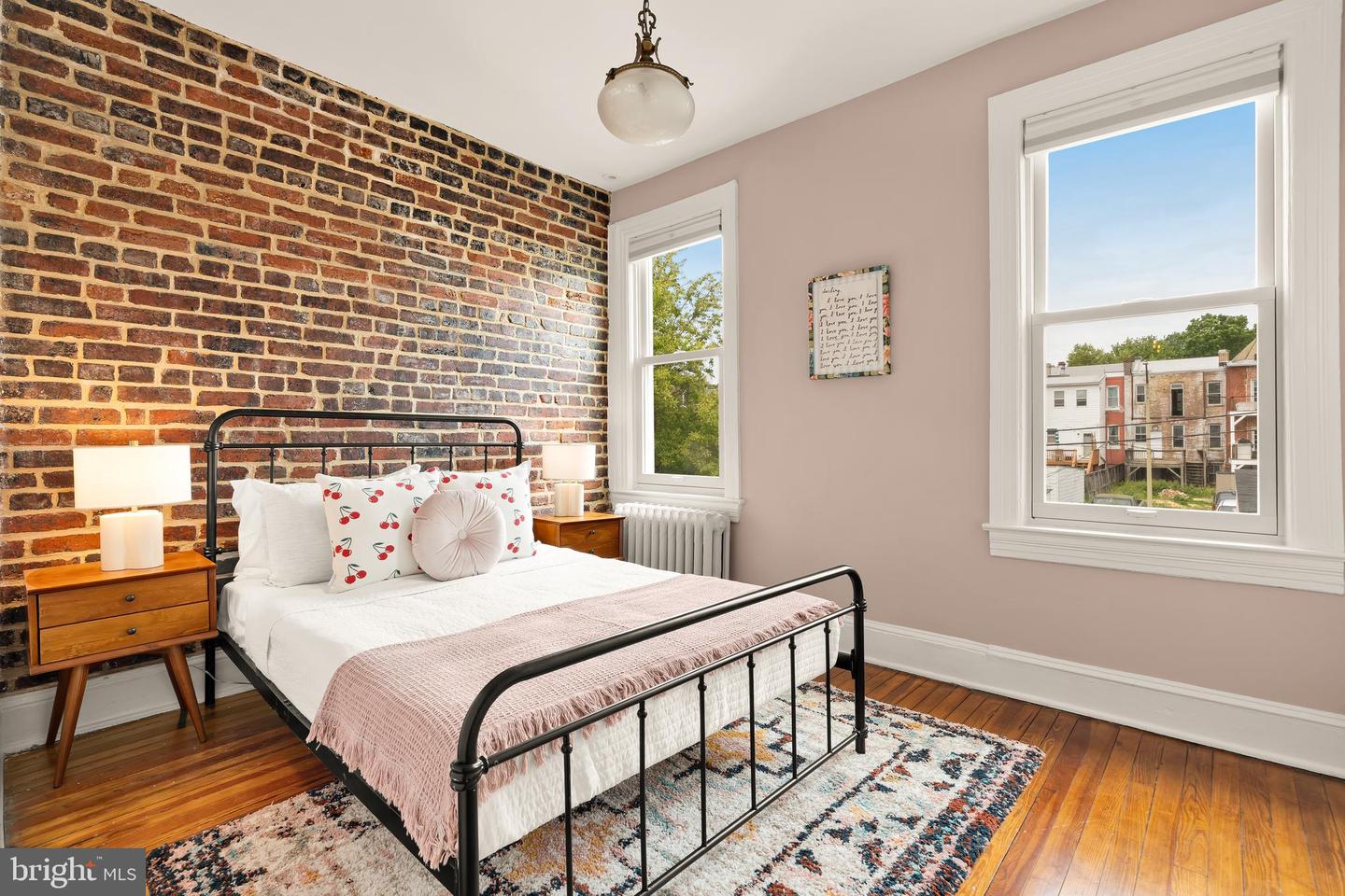 61 W ST NW, WASHINGTON, District Of Columbia 20001, 4 Bedrooms Bedrooms, ,2 BathroomsBathrooms,Residential,For sale,61 W ST NW,DCDC2200896 MLS # DCDC2200896