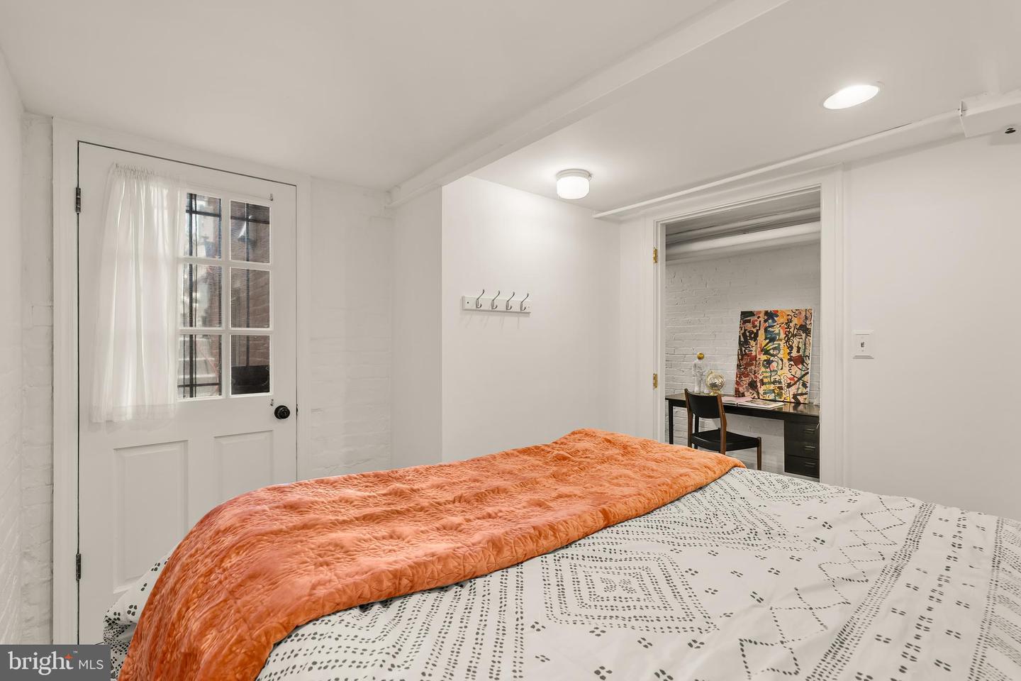 61 W ST NW, WASHINGTON, District Of Columbia 20001, 4 Bedrooms Bedrooms, ,2 BathroomsBathrooms,Residential,For sale,61 W ST NW,DCDC2200896 MLS # DCDC2200896