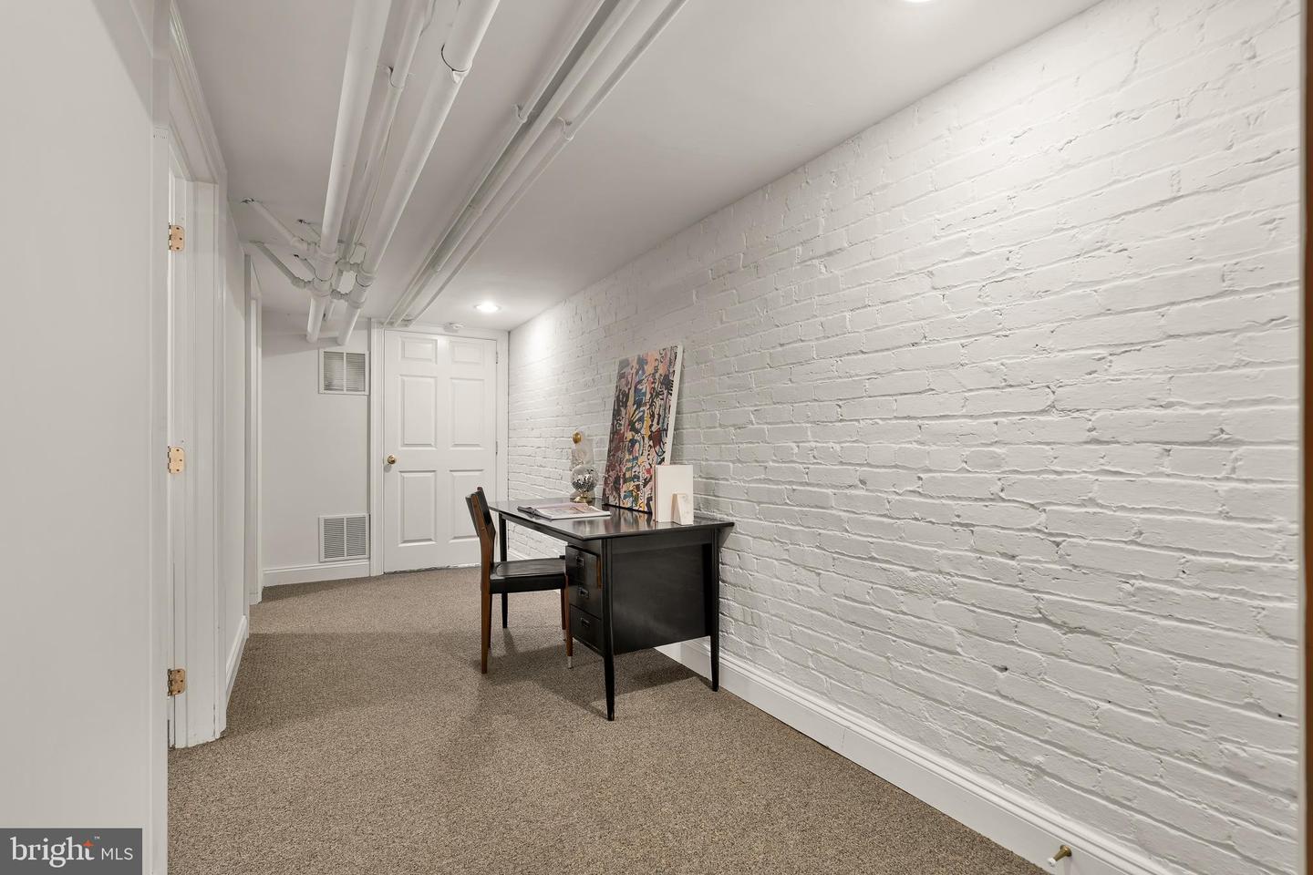 61 W ST NW, WASHINGTON, District Of Columbia 20001, 4 Bedrooms Bedrooms, ,2 BathroomsBathrooms,Residential,For sale,61 W ST NW,DCDC2200896 MLS # DCDC2200896