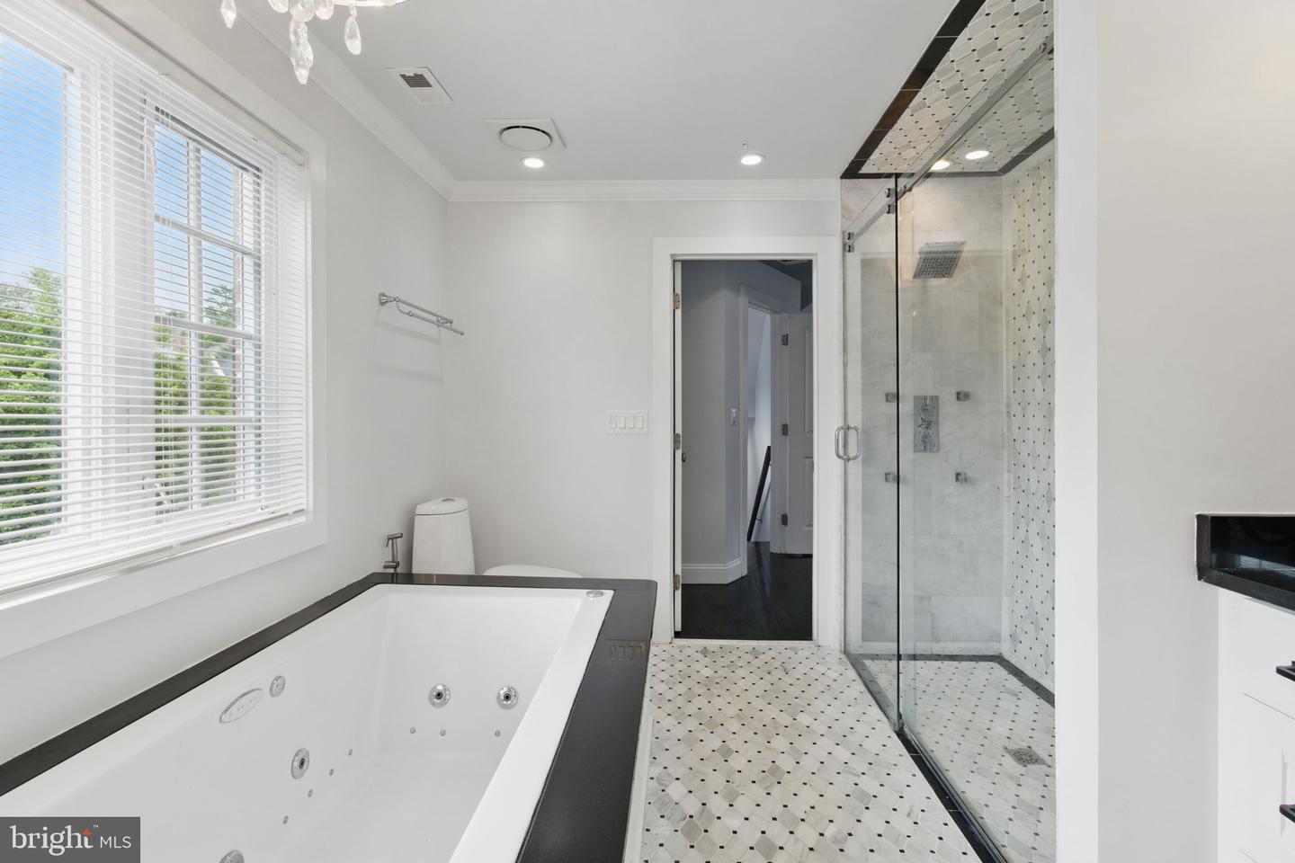 4314 H ST SE, WASHINGTON, District Of Columbia 20019, 5 Bedrooms Bedrooms, ,4 BathroomsBathrooms,Residential,For sale,4314 H ST SE,DCDC2200912 MLS # DCDC2200912