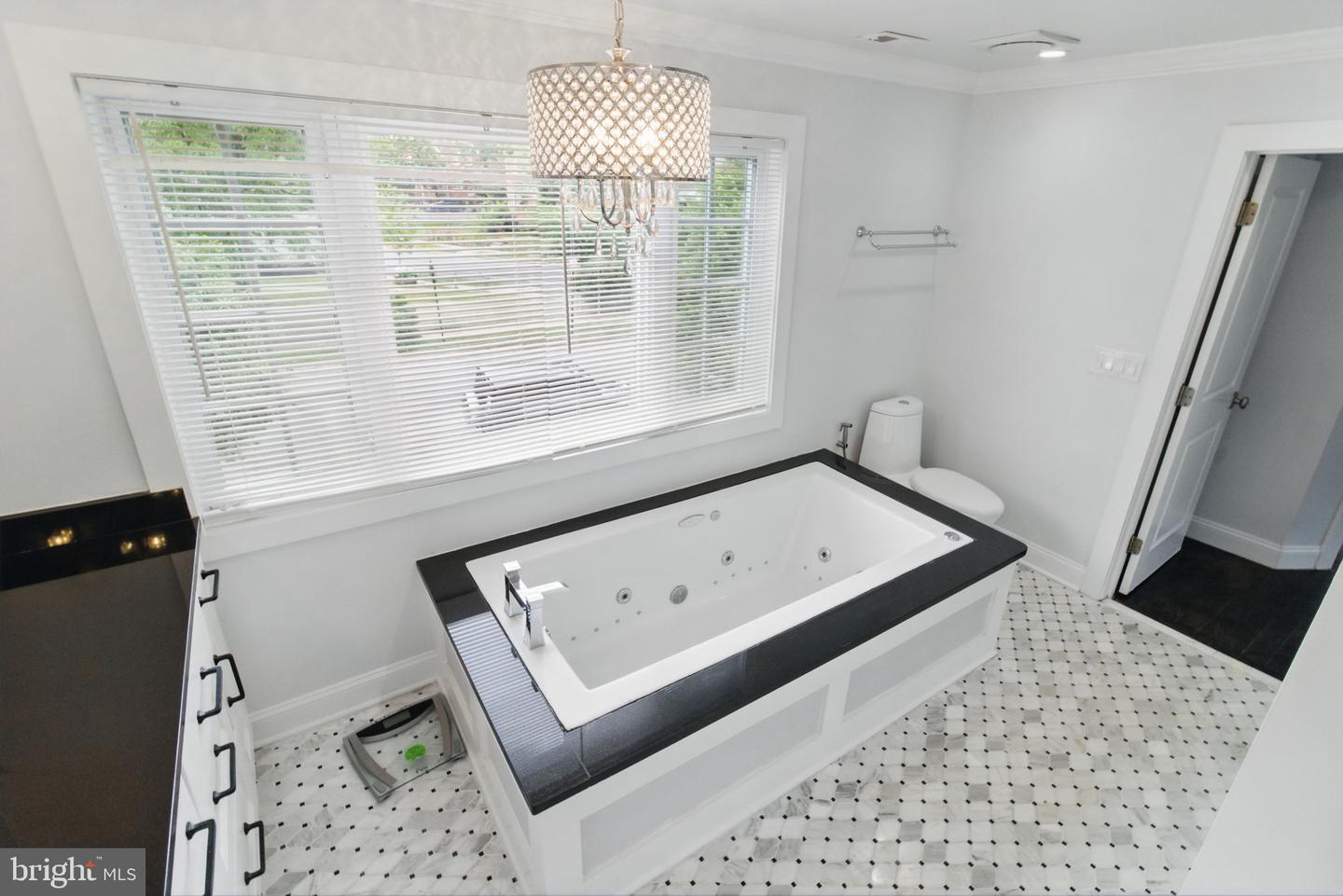 4314 H ST SE, WASHINGTON, District Of Columbia 20019, 5 Bedrooms Bedrooms, ,4 BathroomsBathrooms,Residential,For sale,4314 H ST SE,DCDC2200912 MLS # DCDC2200912