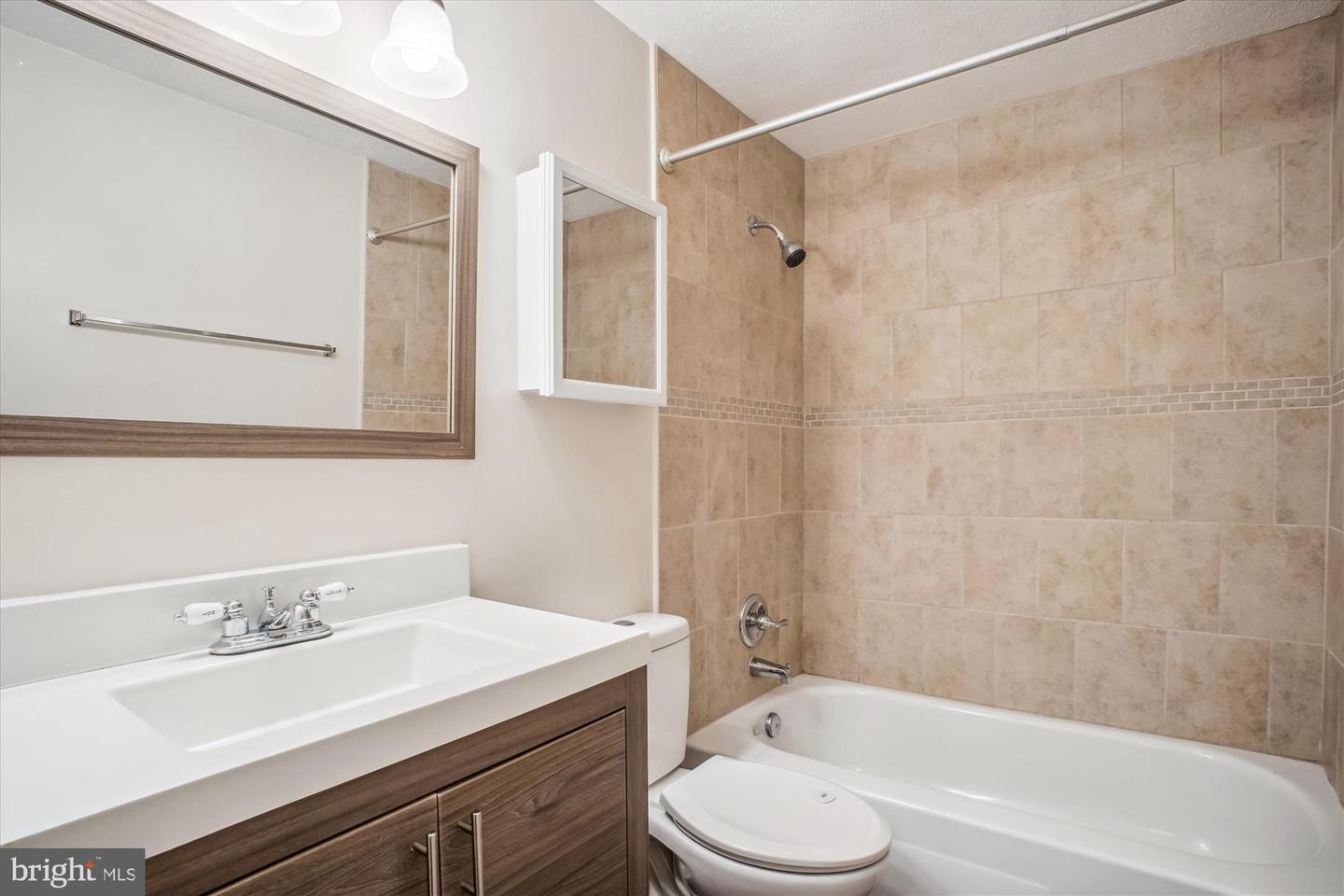 7923 FITZROY ST, ALEXANDRIA, Virginia 22309, 3 Bedrooms Bedrooms, ,2 BathroomsBathrooms,Residential,For sale,7923 FITZROY ST,VAFX2241102 MLS # VAFX2241102
