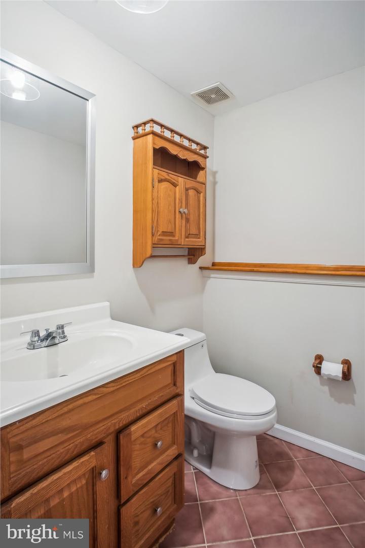 7923 FITZROY ST, ALEXANDRIA, Virginia 22309, 3 Bedrooms Bedrooms, ,2 BathroomsBathrooms,Residential,For sale,7923 FITZROY ST,VAFX2241102 MLS # VAFX2241102