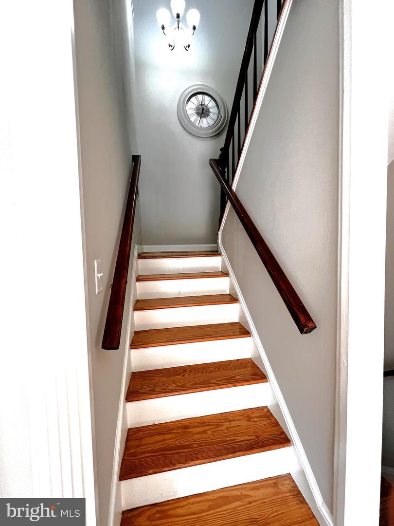 6572 FLAGMAKER CT, FALLS CHURCH, Virginia 22042, 4 Bedrooms Bedrooms, ,3 BathroomsBathrooms,Residential,For sale,6572 FLAGMAKER CT,VAFA2003004 MLS # VAFA2003004