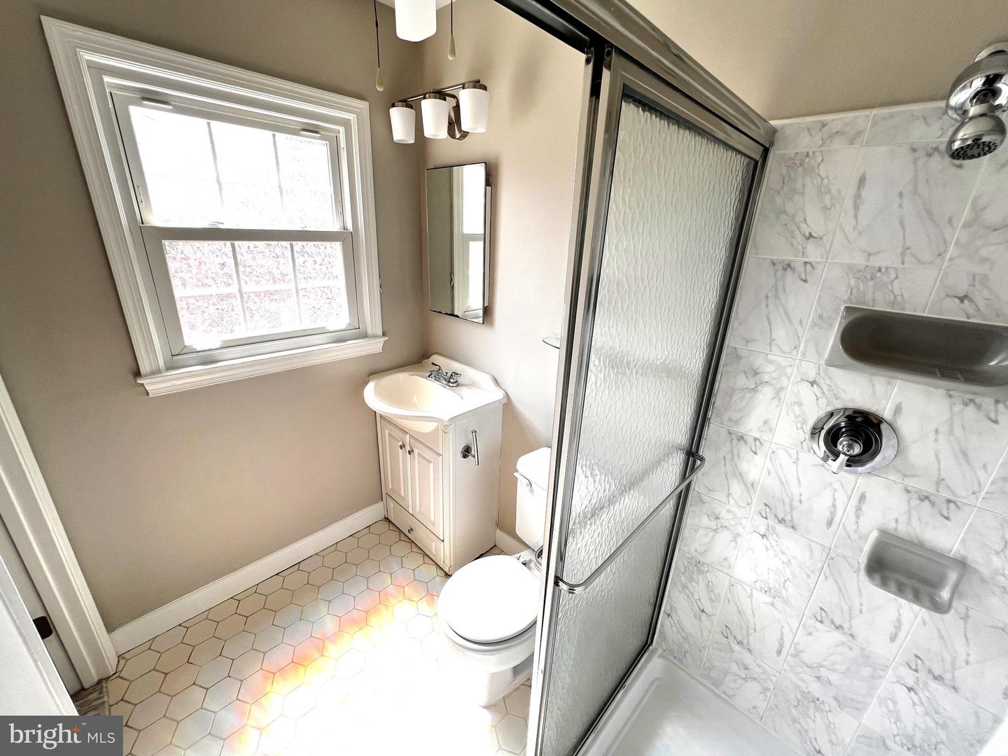 6572 FLAGMAKER CT, FALLS CHURCH, Virginia 22042, 4 Bedrooms Bedrooms, ,3 BathroomsBathrooms,Residential,For sale,6572 FLAGMAKER CT,VAFA2003004 MLS # VAFA2003004