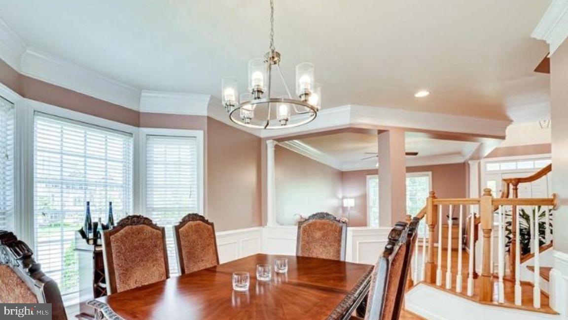 19111 CHARTIER DR, LEESBURG, Virginia 20176, 5 Bedrooms Bedrooms, ,3 BathroomsBathrooms,Residential,For sale,19111 CHARTIER DR,VALO2096644 MLS # VALO2096644