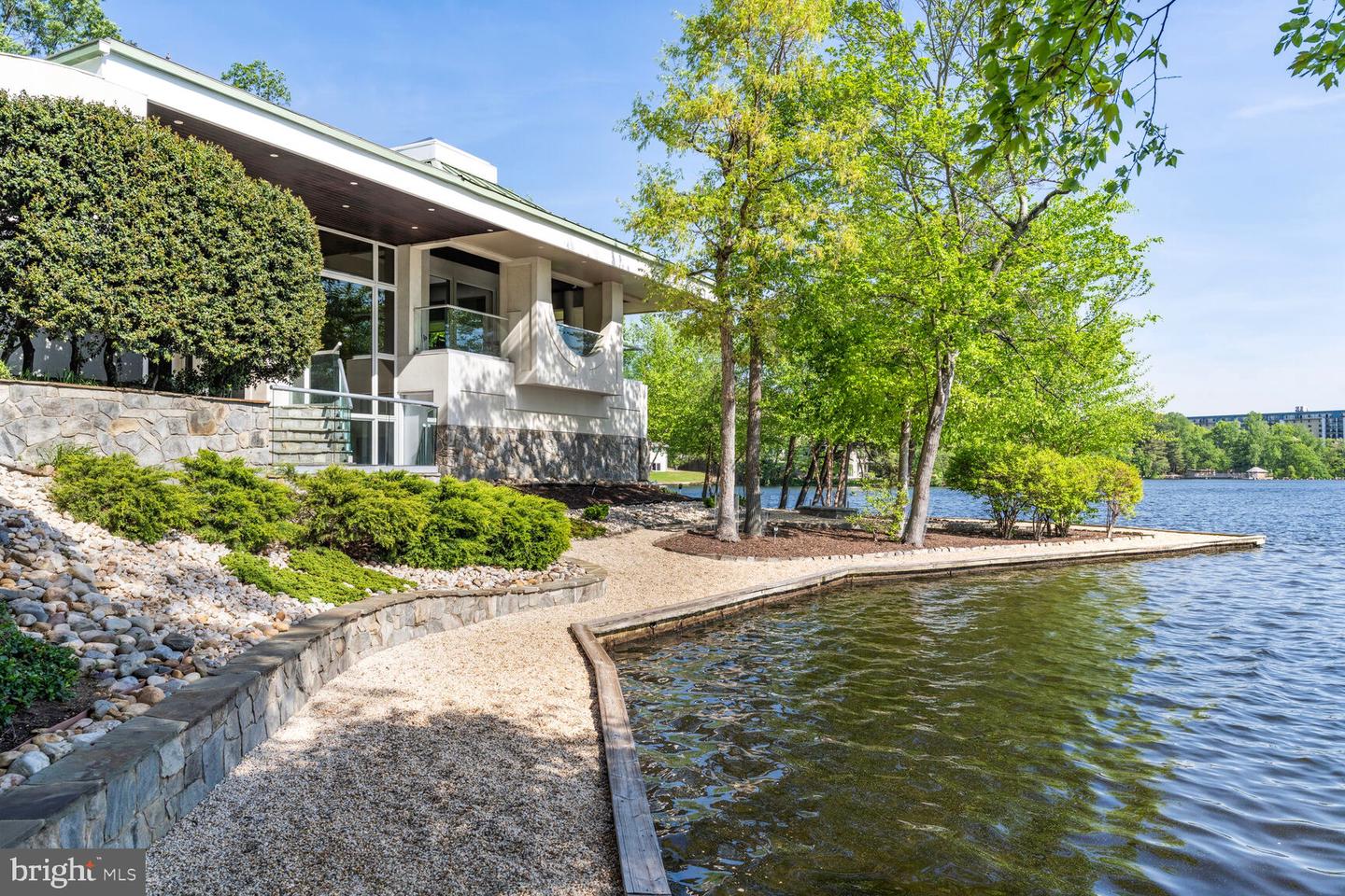 6106 BEACHWAY DR, FALLS CHURCH, Virginia 22041, 3 Bedrooms Bedrooms, ,3 BathroomsBathrooms,Residential,For sale,6106 BEACHWAY DR,VAFX2241218 MLS # VAFX2241218