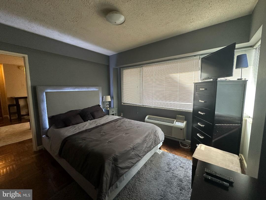 2141 I ST NW #615, WASHINGTON, District Of Columbia 20037, 1 Bedroom Bedrooms, ,1 BathroomBathrooms,Residential,For sale,2141 I ST NW #615,DCDC2200926 MLS # DCDC2200926
