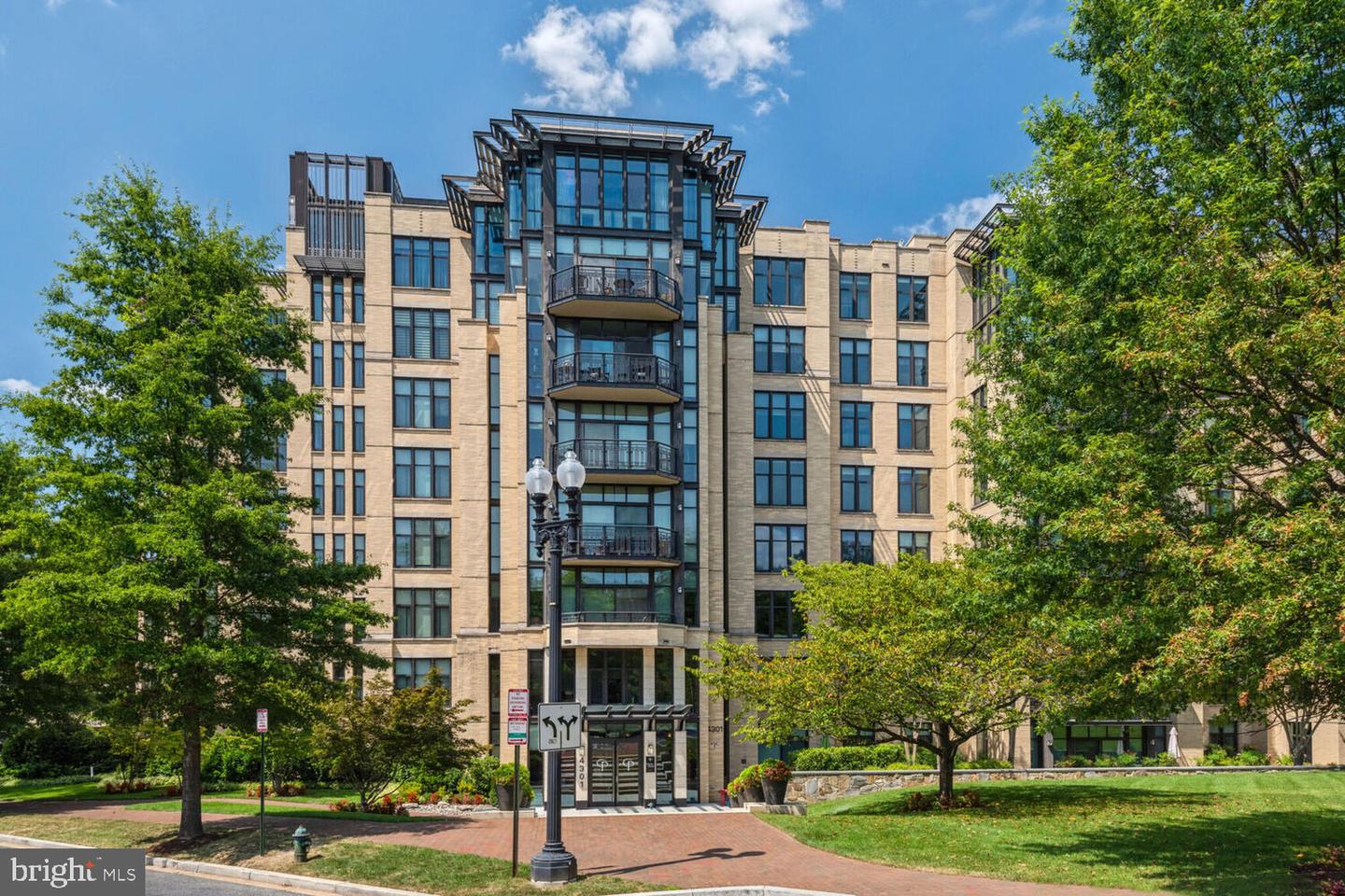 4301 MILITARY RD NW #504, WASHINGTON, District Of Columbia 20015, 3 Bedrooms Bedrooms, ,2 BathroomsBathrooms,Residential,For sale,4301 MILITARY RD NW #504,DCDC2200930 MLS # DCDC2200930