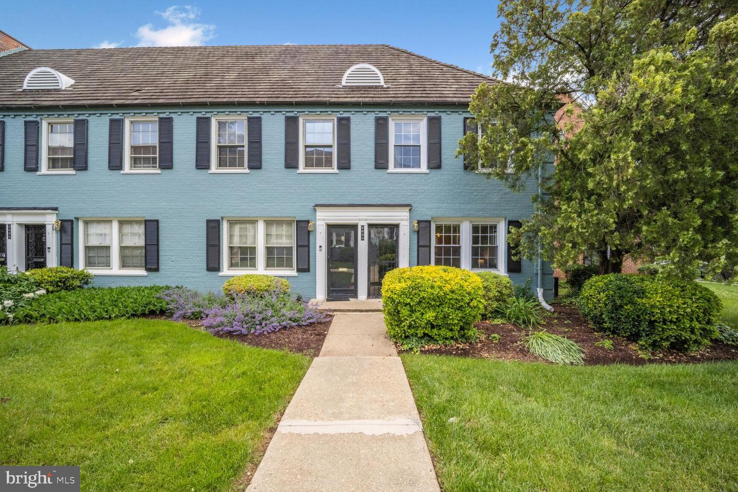 2034 FORT DAVIS ST SE #B, WASHINGTON, District Of Columbia 20020, 2 Bedrooms Bedrooms, ,1 BathroomBathrooms,Residential,For sale,2034 FORT DAVIS ST SE #B,DCDC2200950 MLS # DCDC2200950
